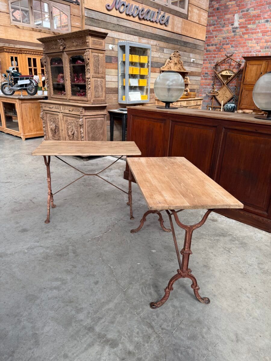 Paire de tables de bistrot début XXème