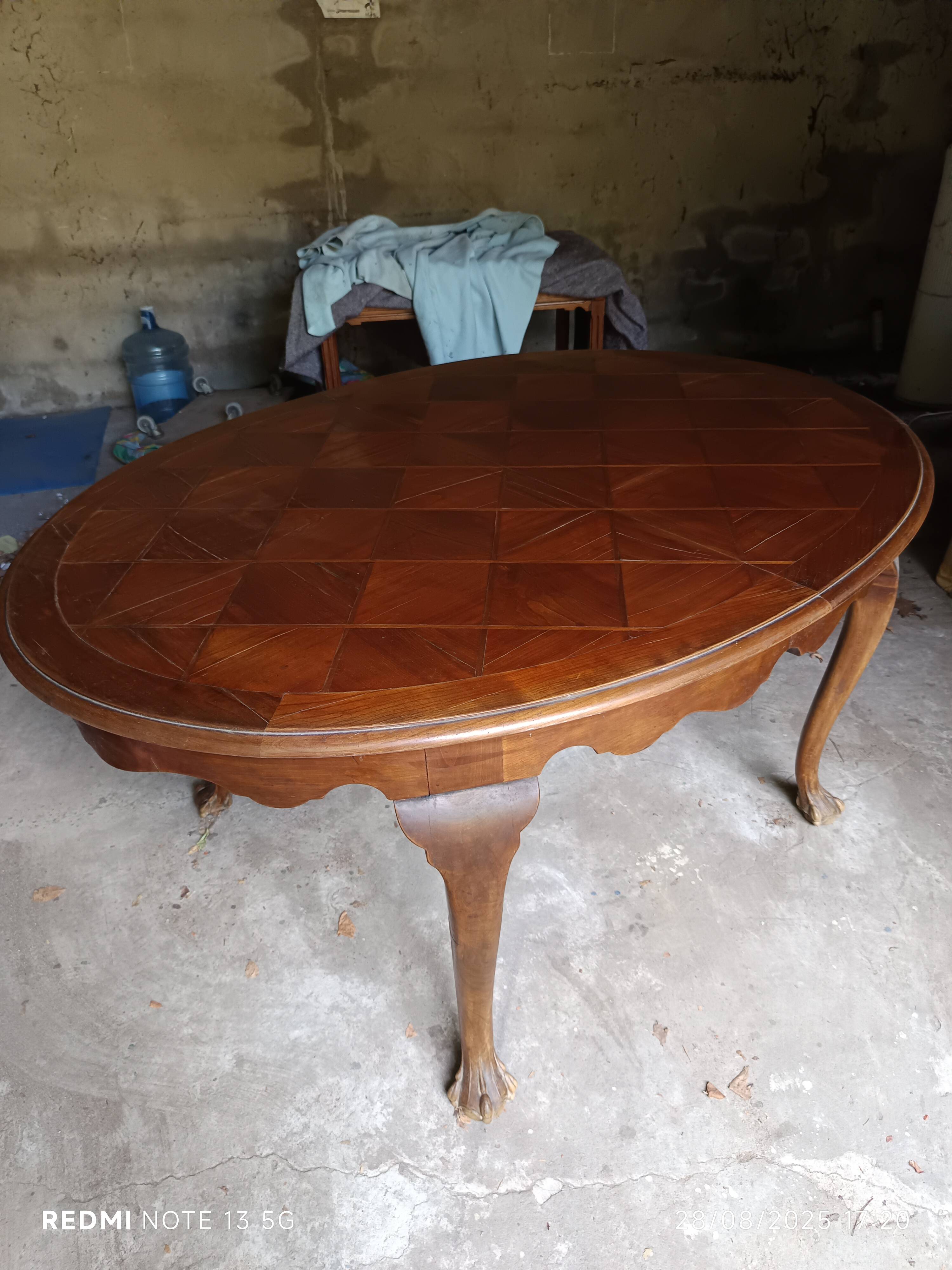 table en acajou parqueté chippendale époque 1950