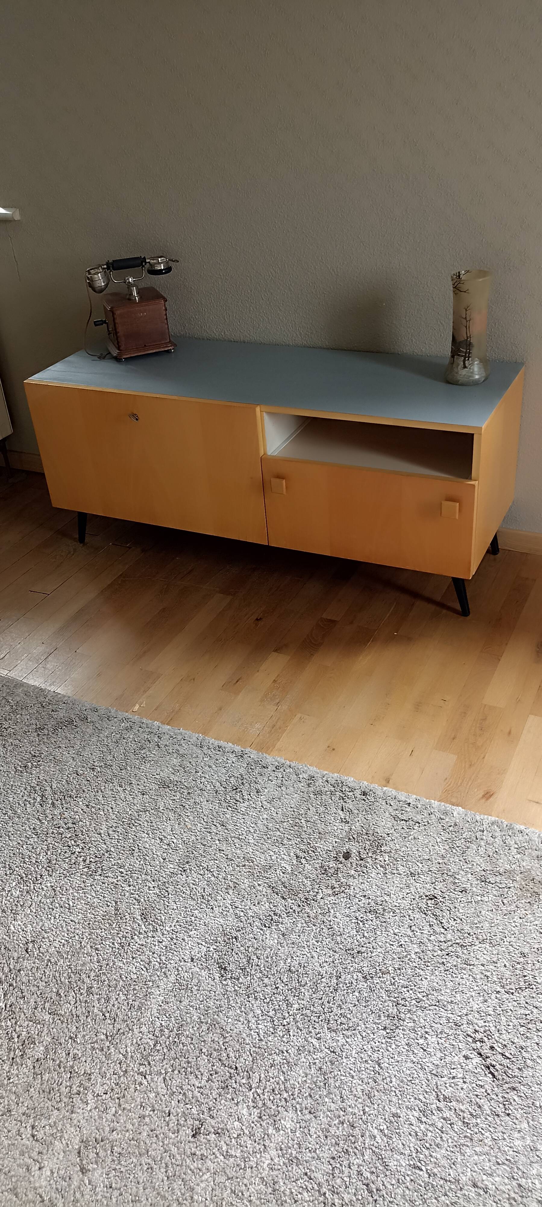 Enfilade tv vintage