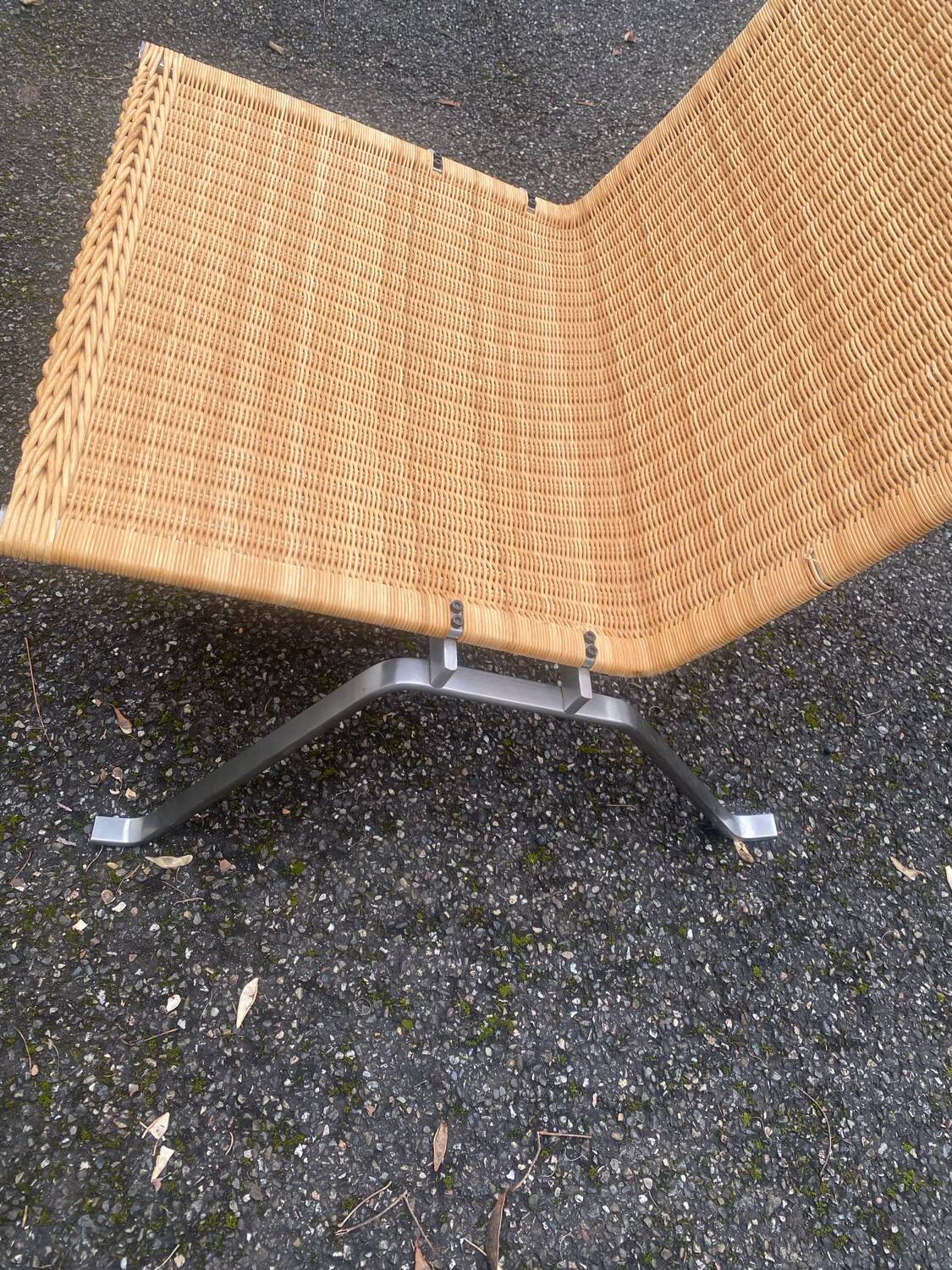 8 fauteuils Pk22 de Poul Kjaerholm , signé Fritz Hansen