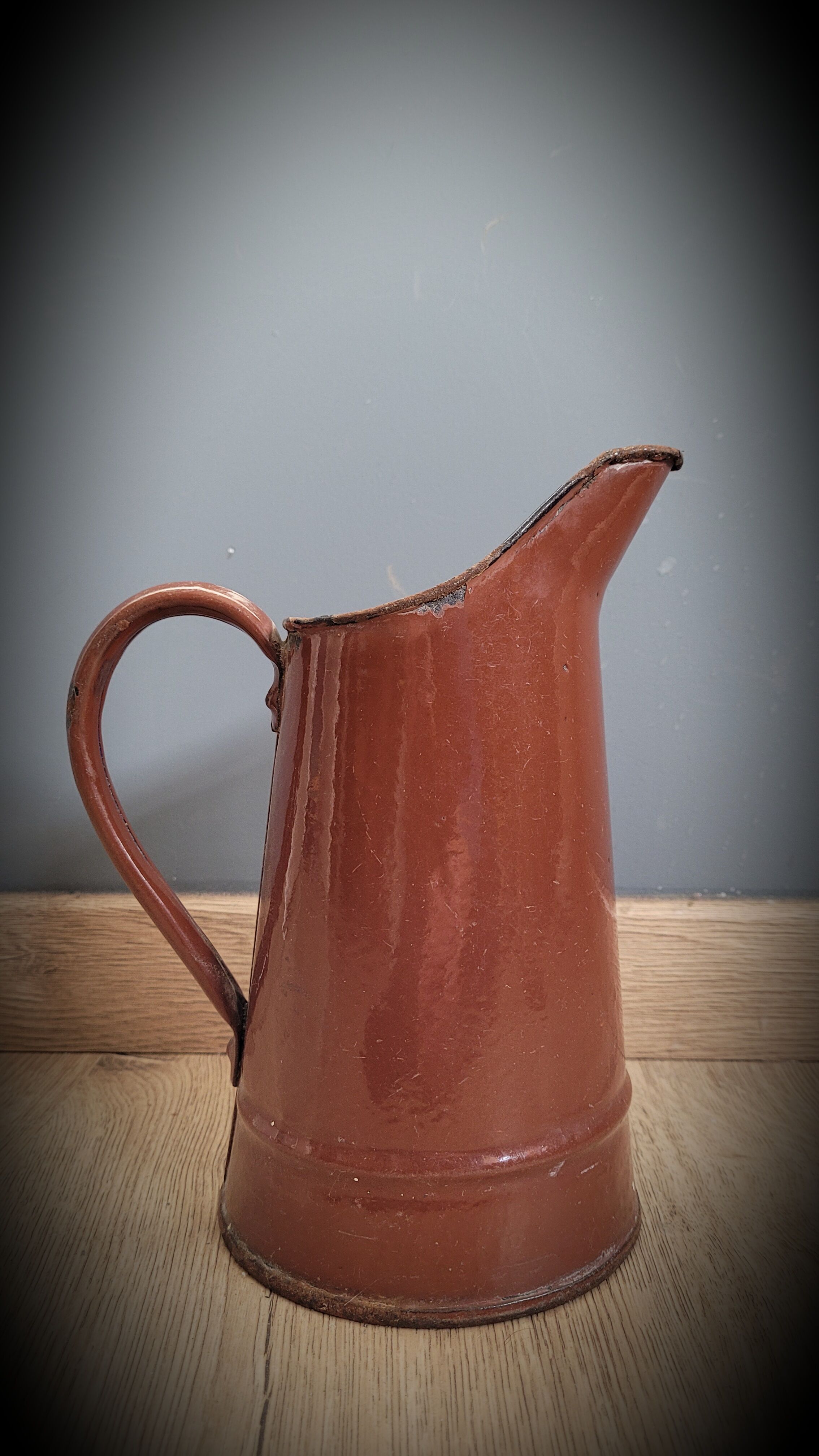 Broc pitcher enamelled brown