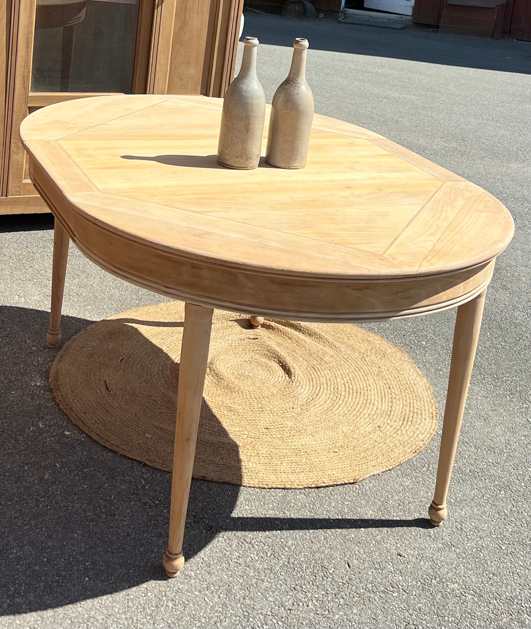 Round table + 1 renovated old extension in raw solid wood