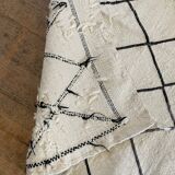 Berber carpet in beige wool with diamonds 140x105