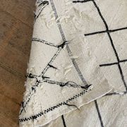 Tapis berbère en laine beige à  losanges 140x105