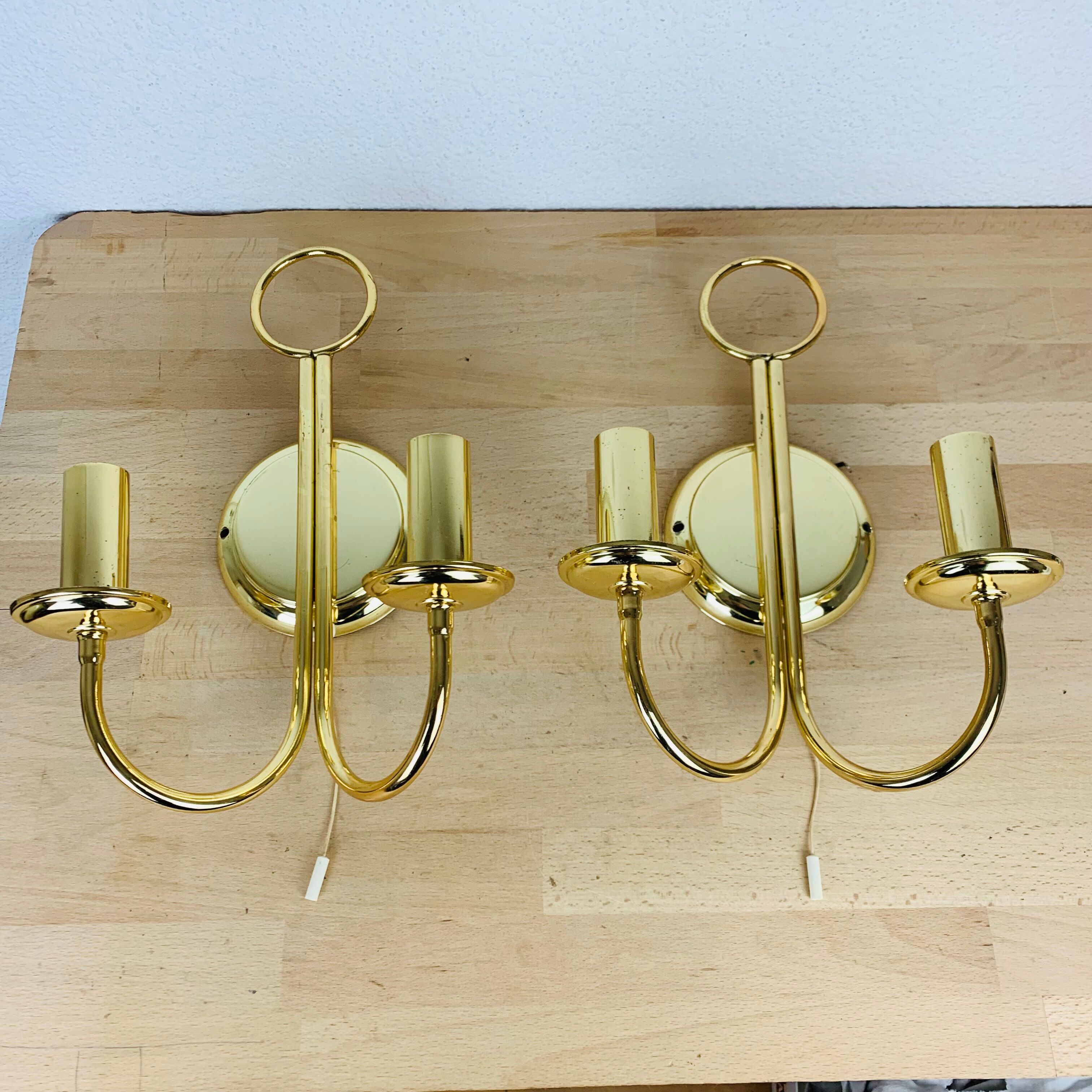 Pair of brass wall lamps Hollywood Regency Je Fassung