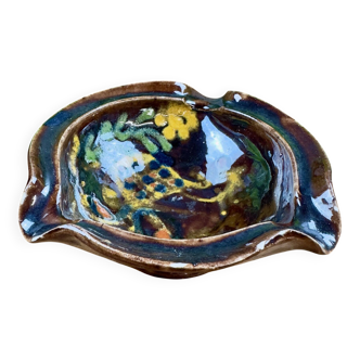 Ceramic ashtray with vintage rooster design