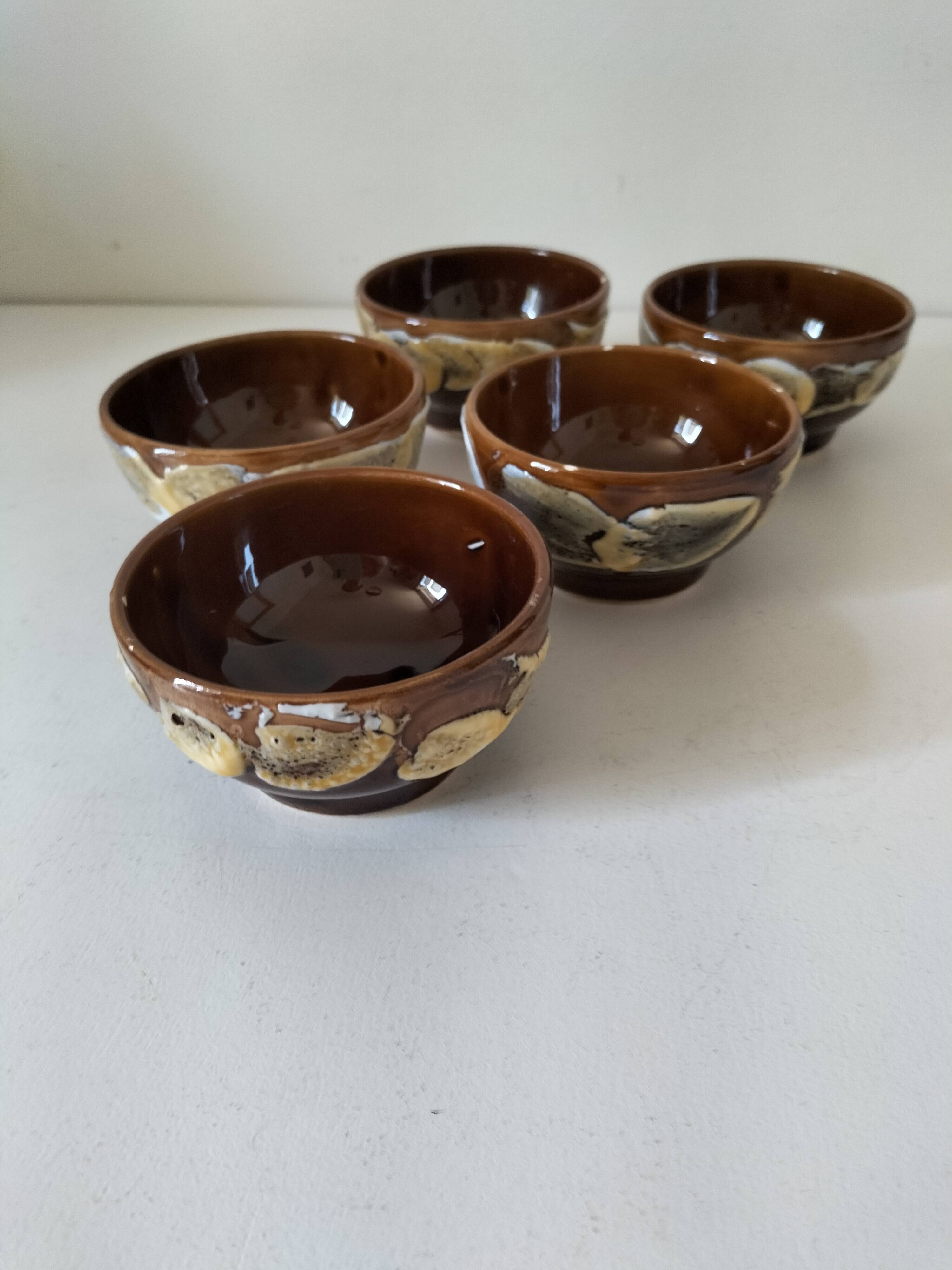 Set of 5 vintage enameled bowls – Chic terracotta ambiance