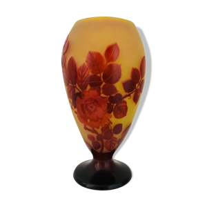 Vase Gallé à décor - rouges