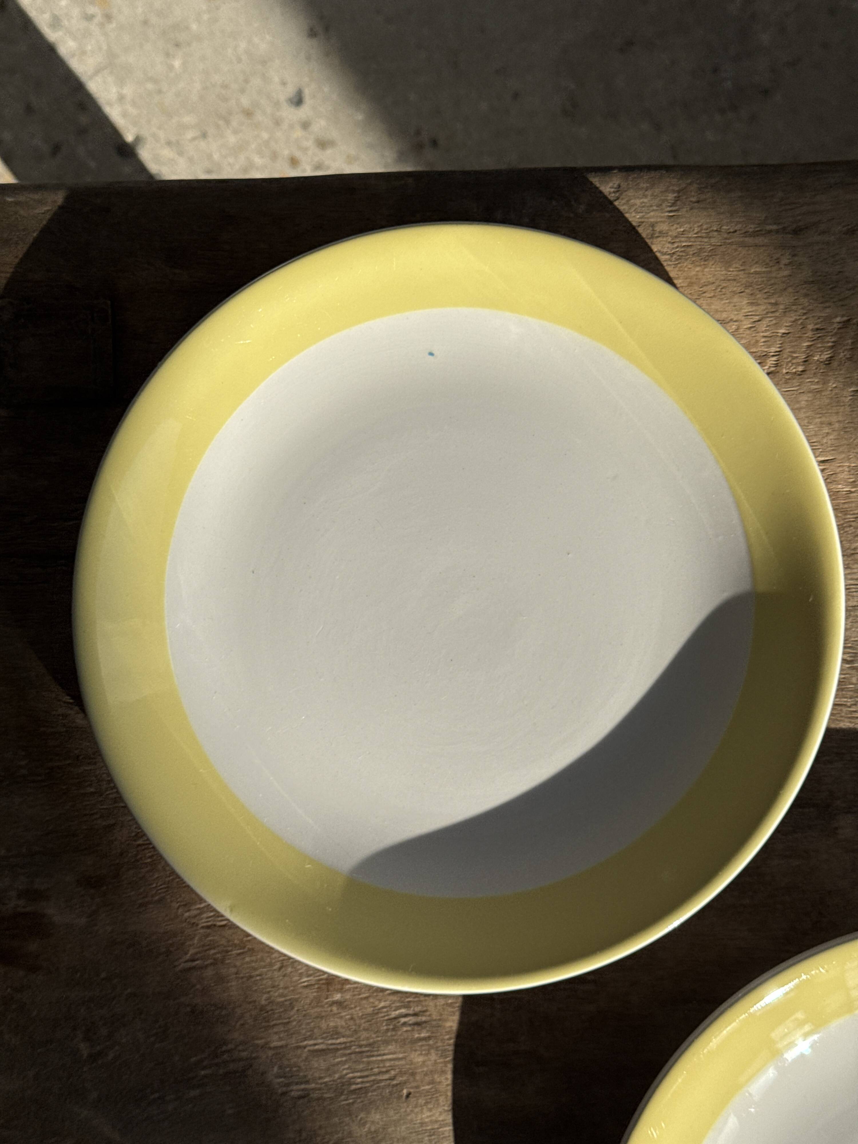 Set of 2 large plates with yellow rim, brand 12.