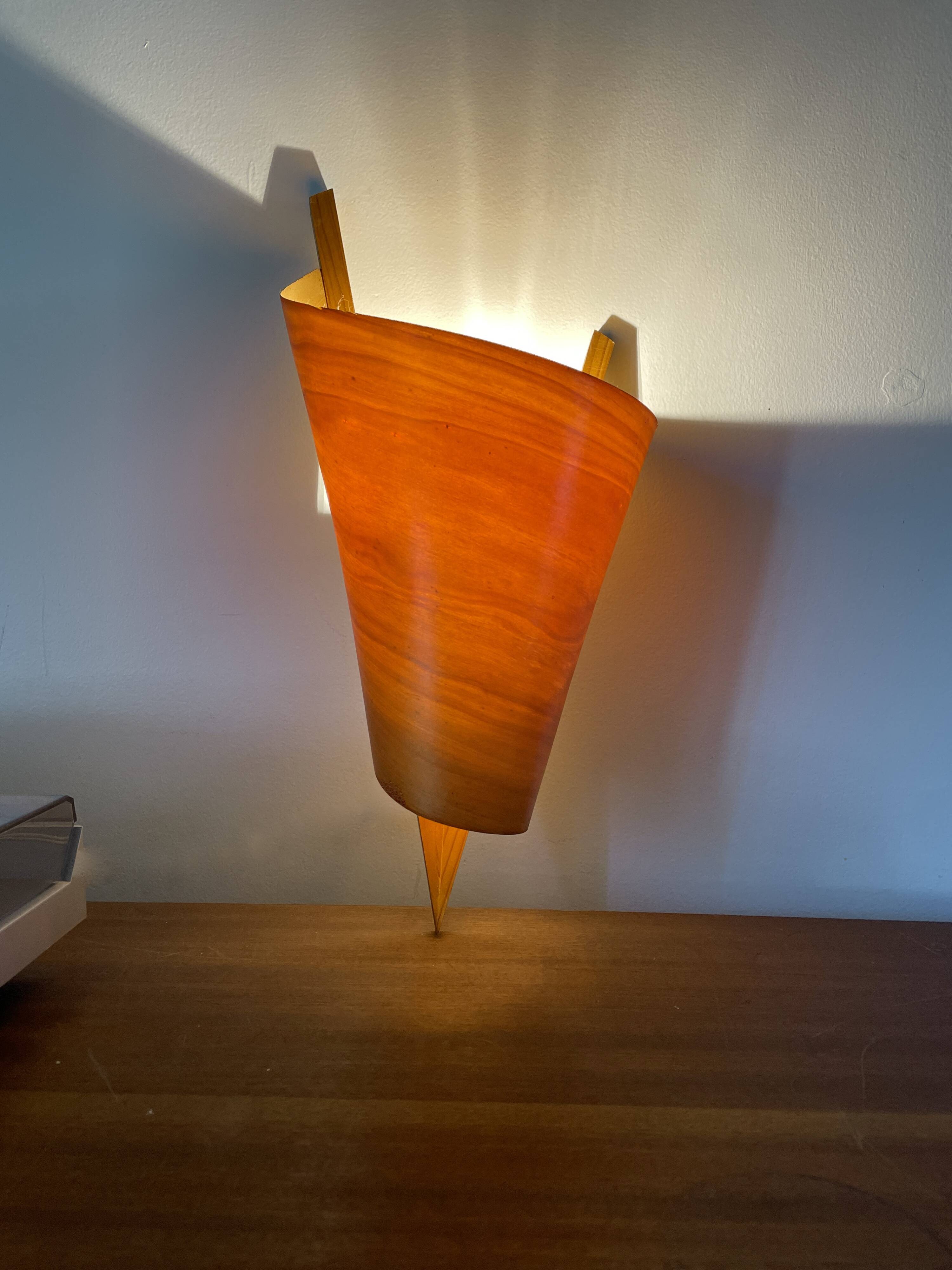 Applique feuille en placage de bois, 1980