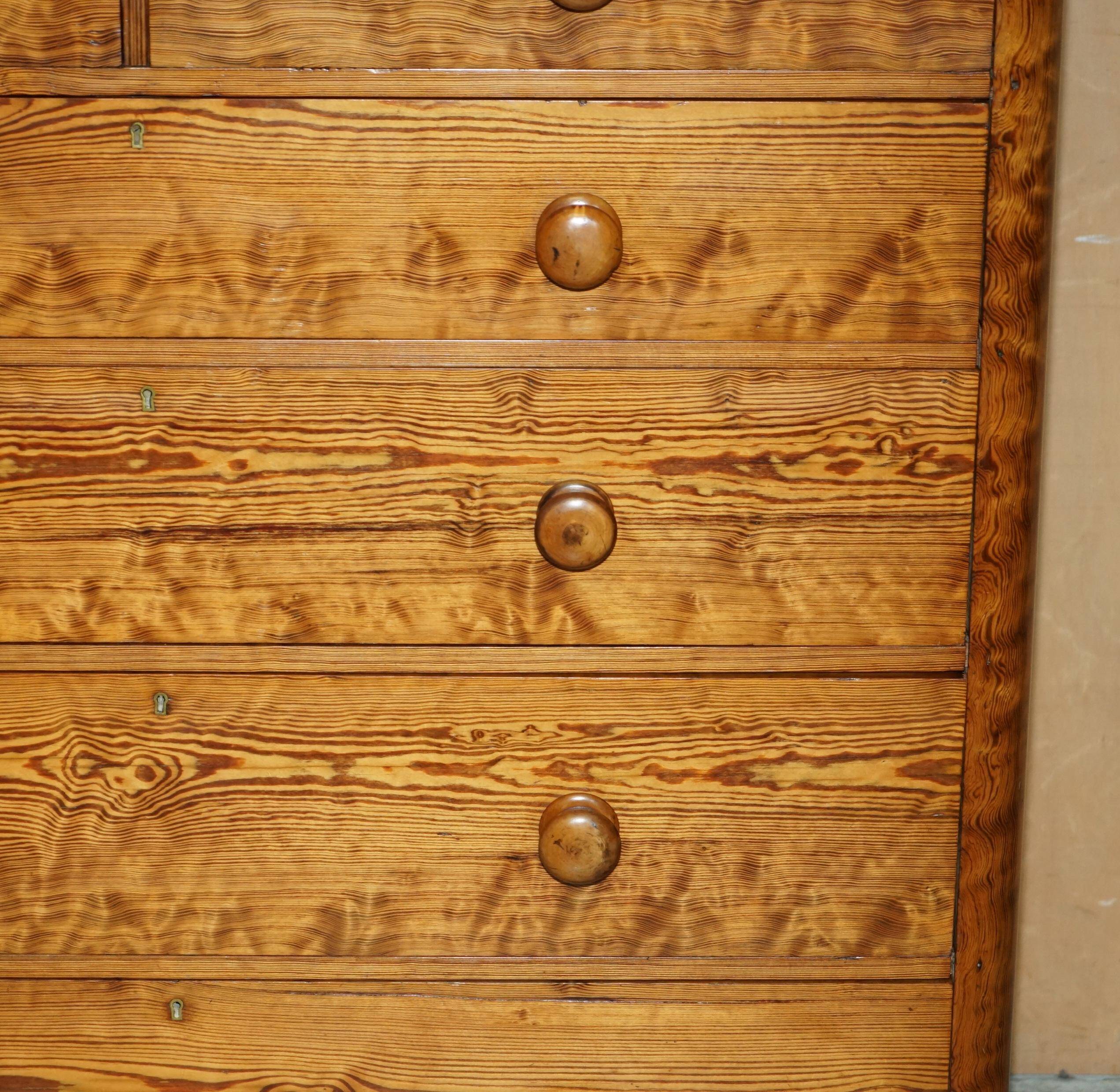 Large Victorian chest of drawers in solid pine from around 1880.