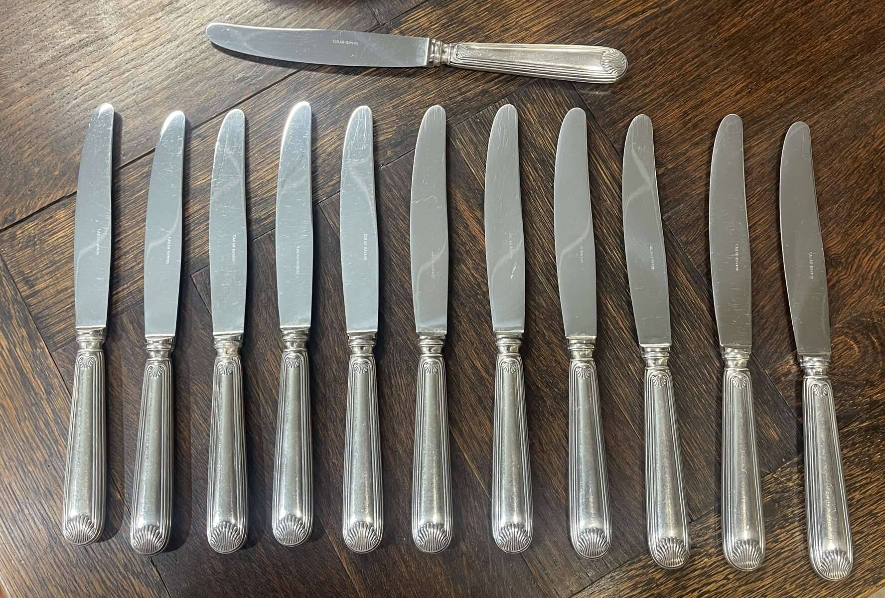 Set of 12 silver-plated metal knives, shell model, from CAILAR BAYARD