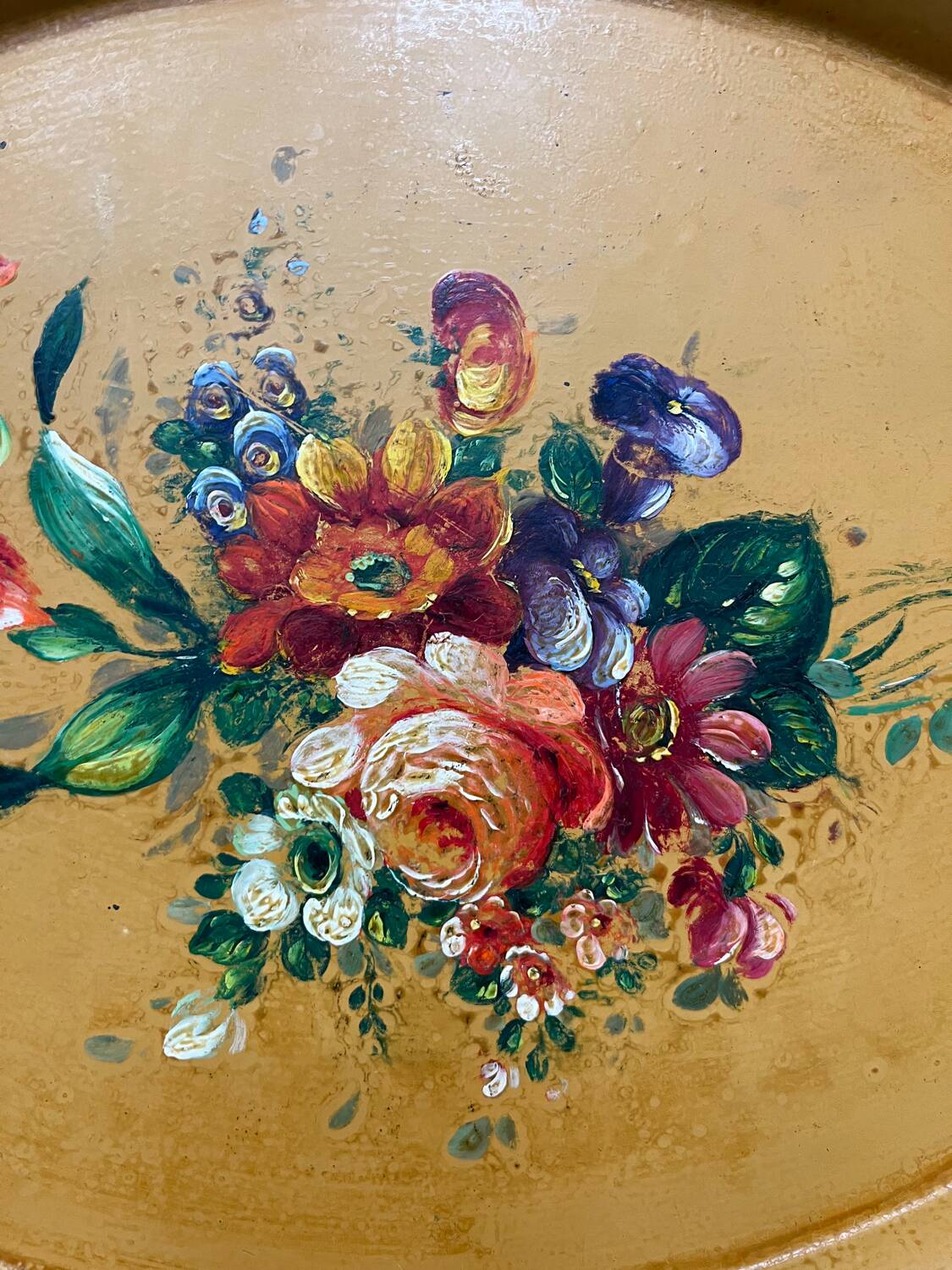 Old painted sheet metal tray