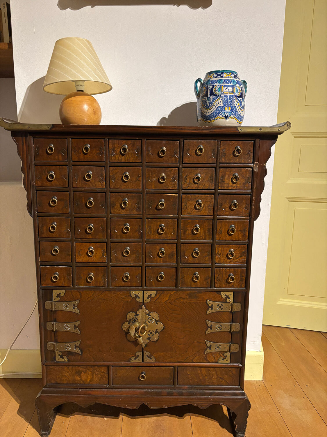 Antique Chinese apothecary cabinet - 36 drawers