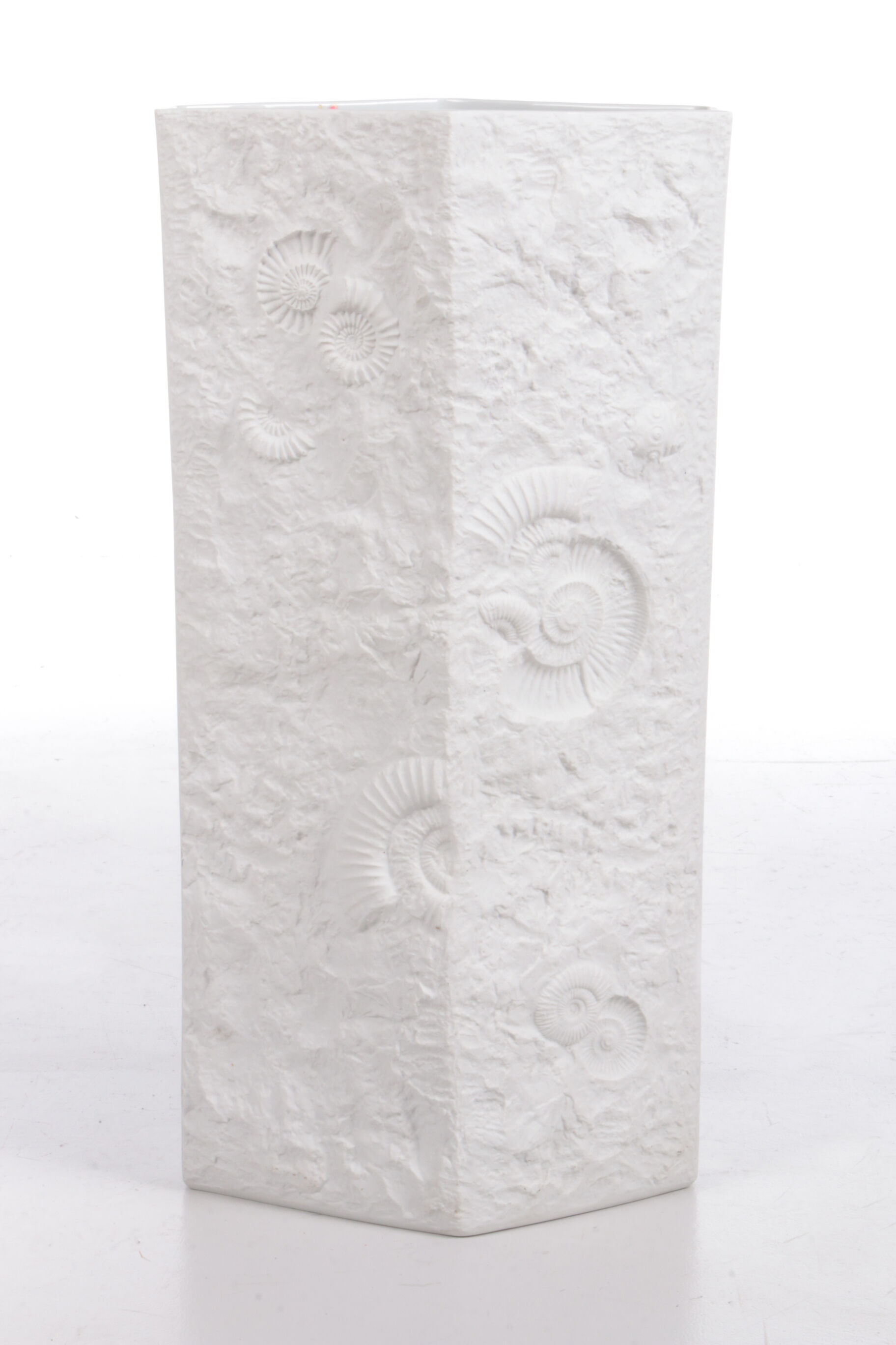 Large AK Kaiser porcelain vase with a white shell fossil pattern