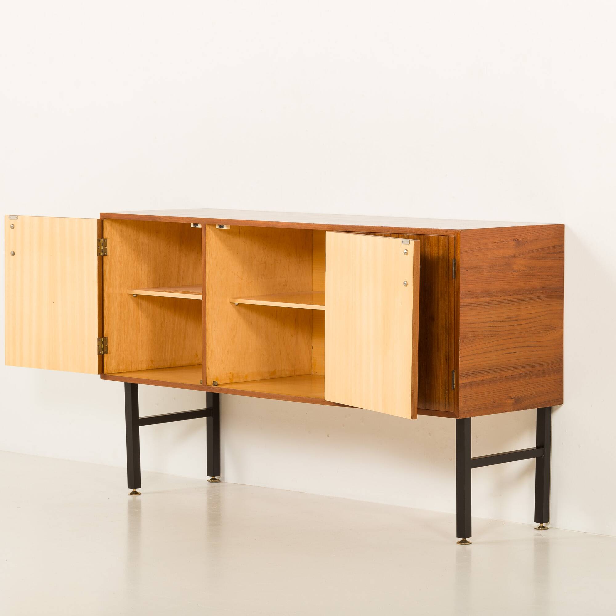 Small Italian sideboard with 4 drawers, 1970s