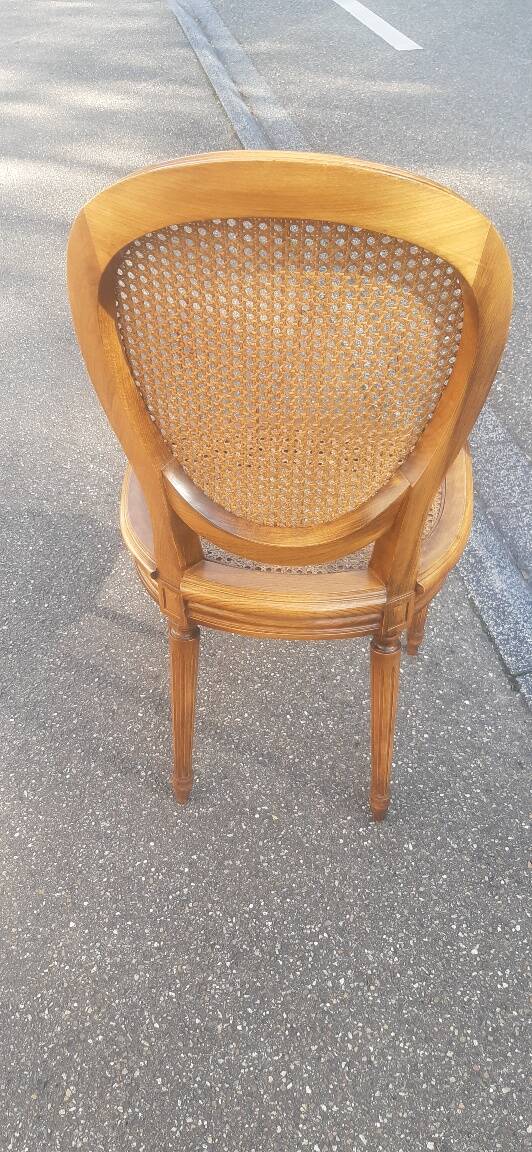 Set of 6 Louis XVI style medallion chairs