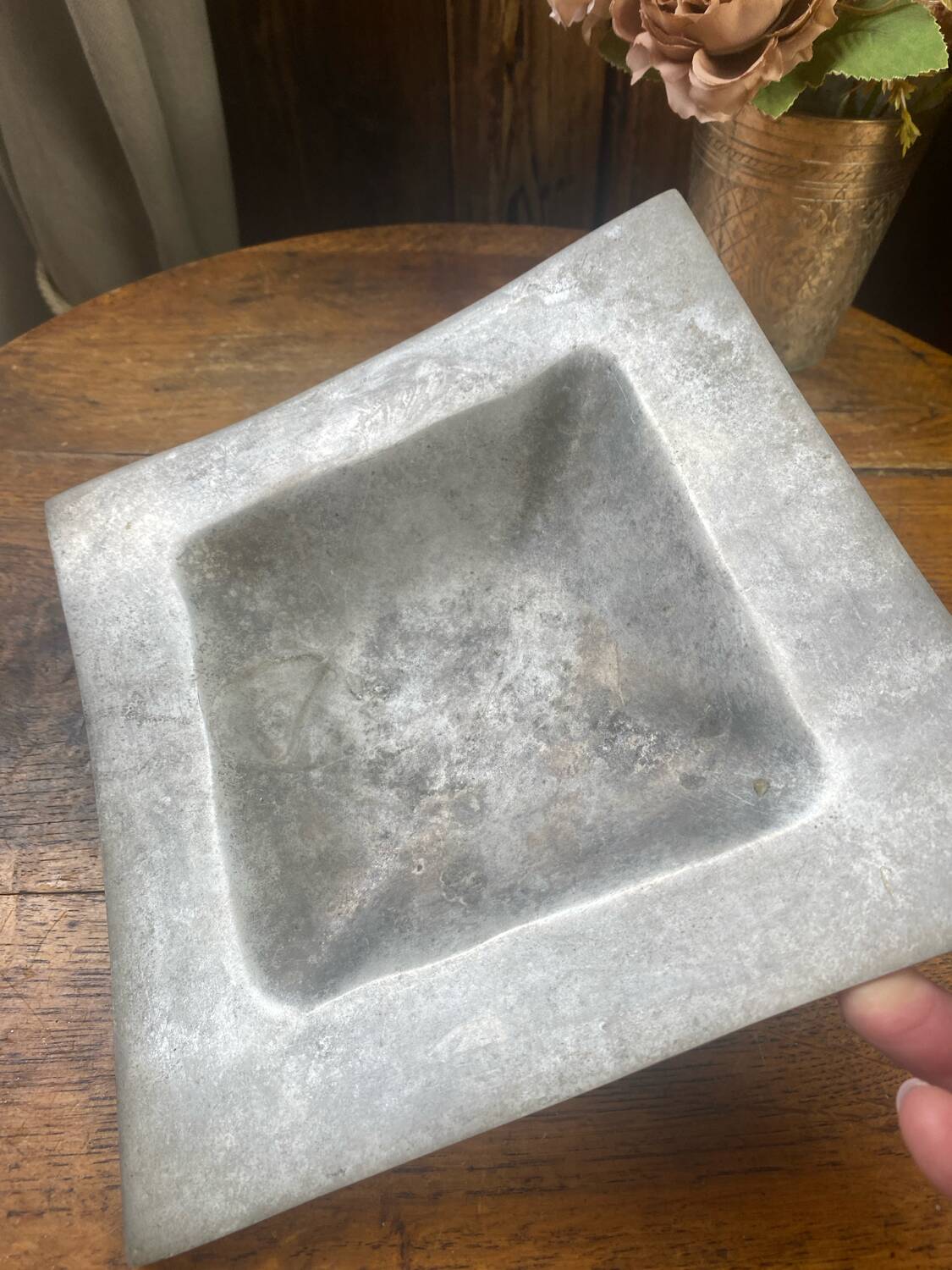 Tray, aluminium ashtray