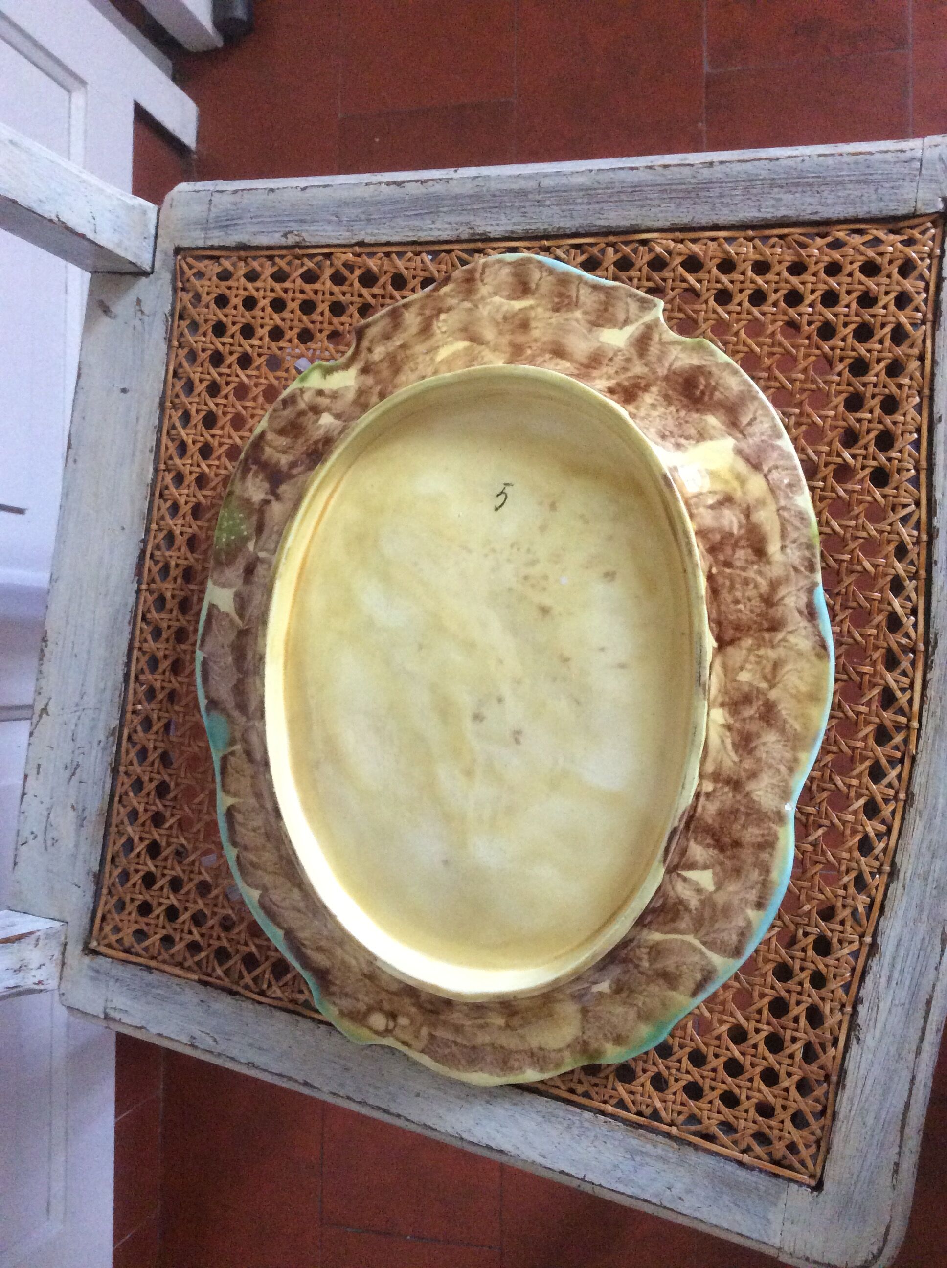 Dabbling asparagus plate