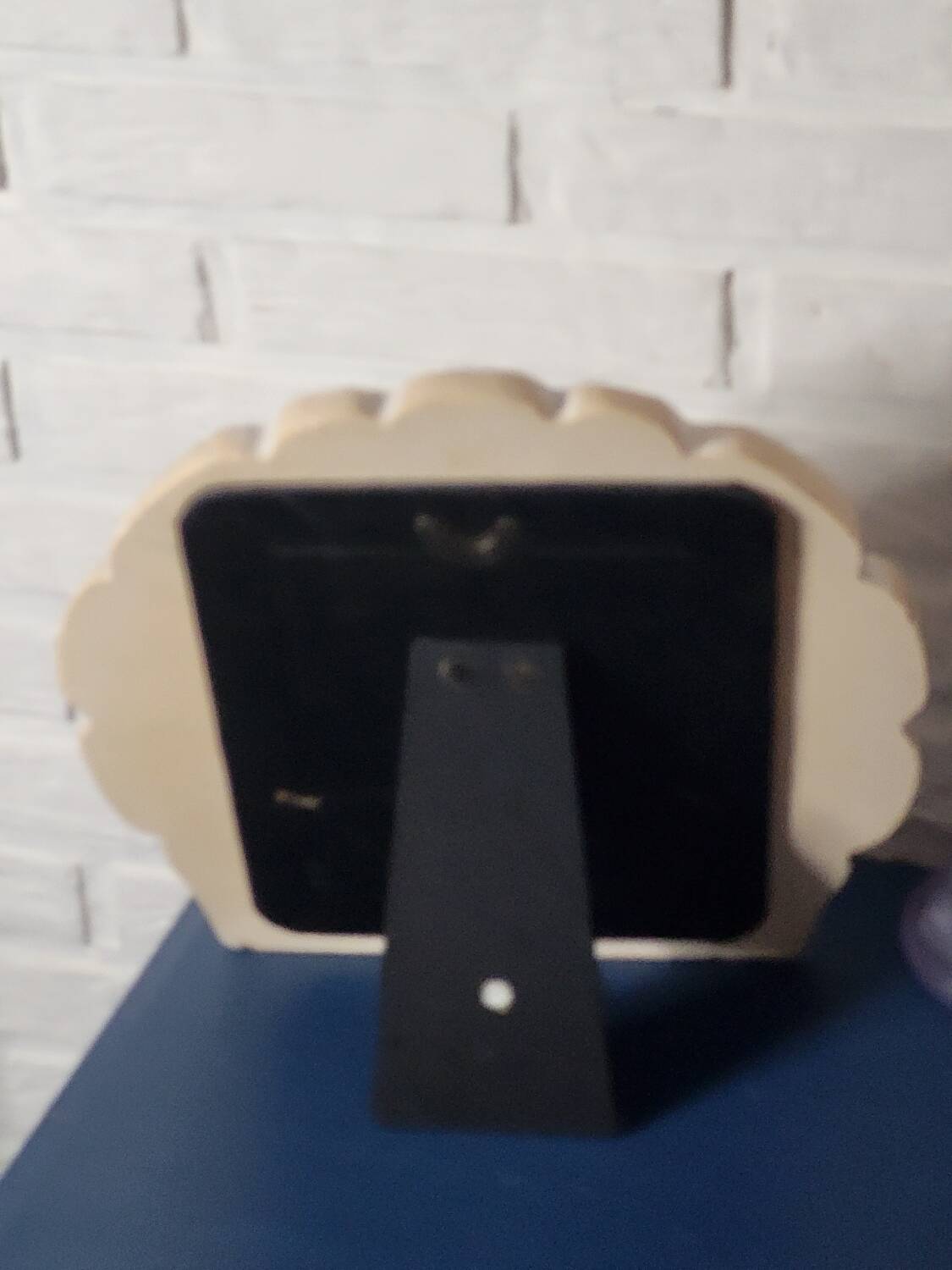 Seashell photo frame