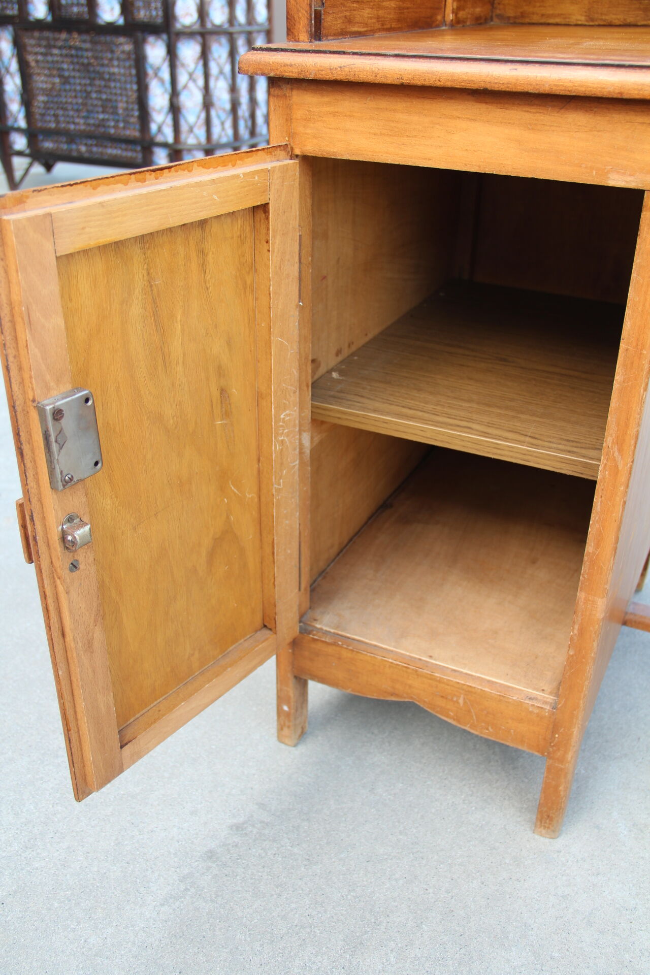 Small art-deco teacher's office