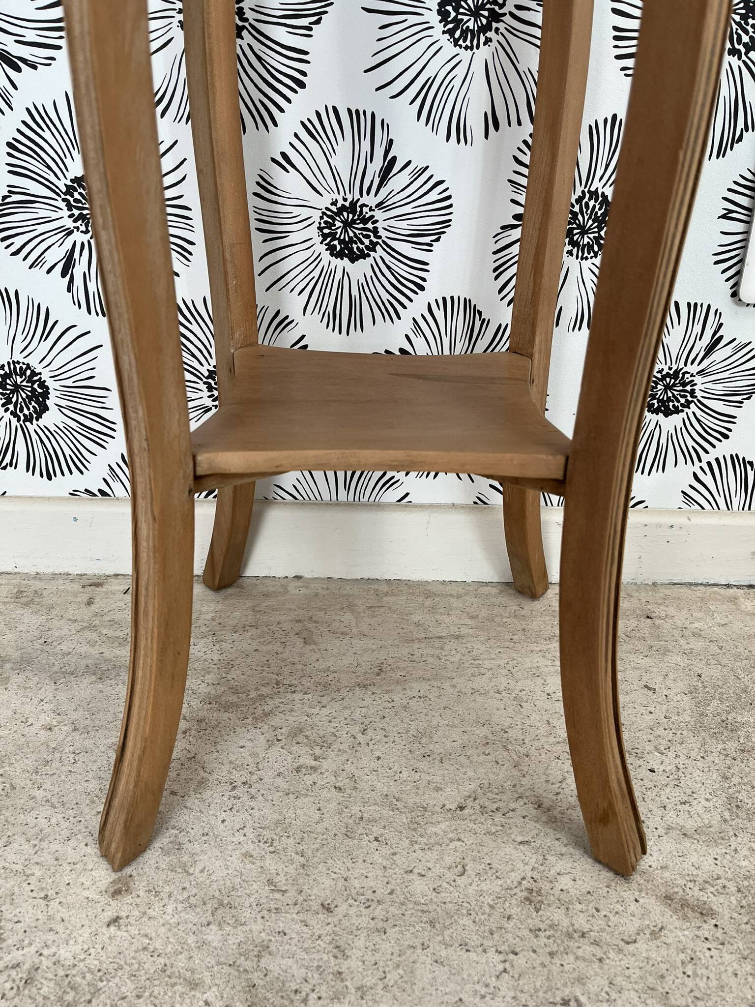 Agatha plant stand in solid light carved wood