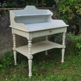 Old dressing table