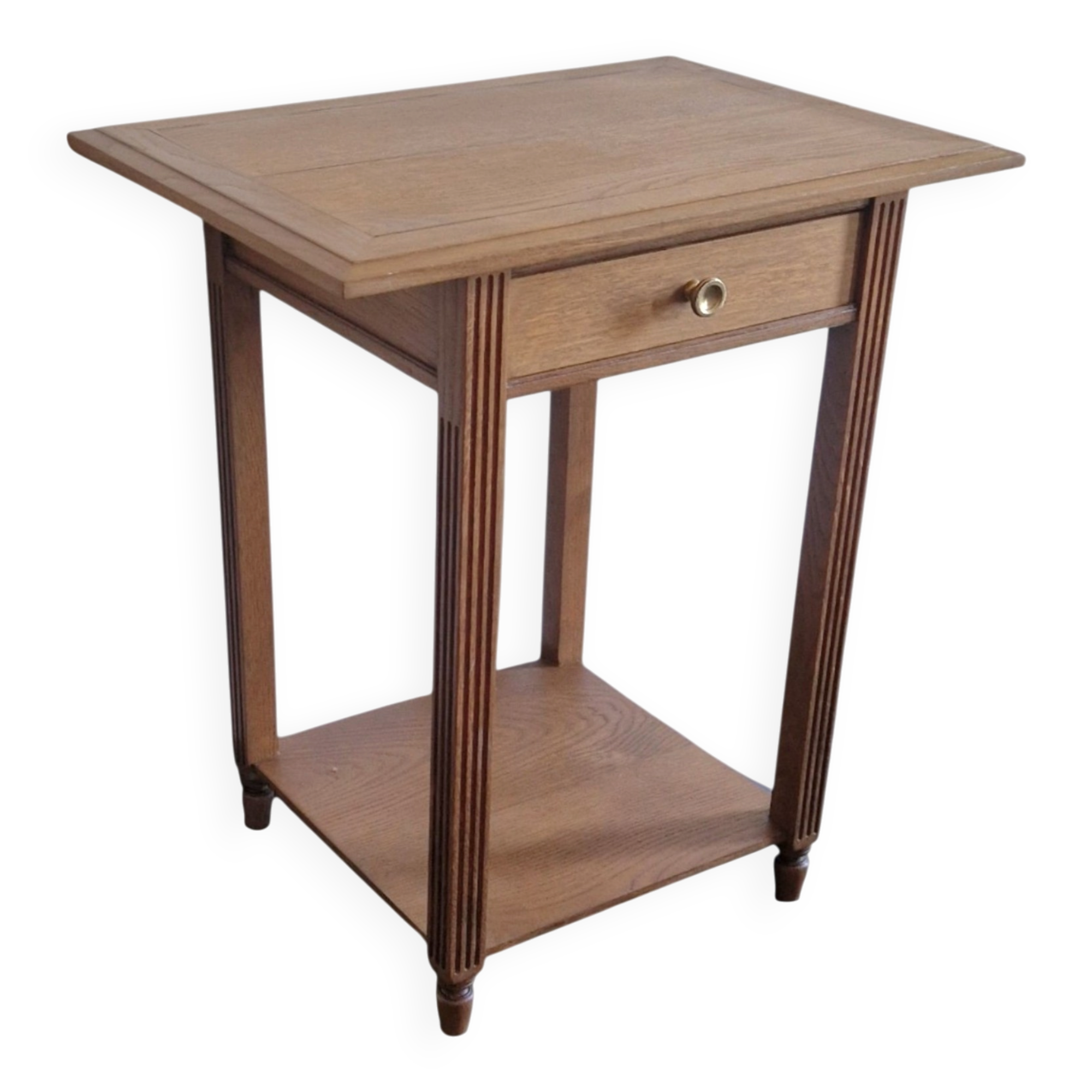 Table d’appoint chêne – Lignes architecturales, esprit moderniste 1940