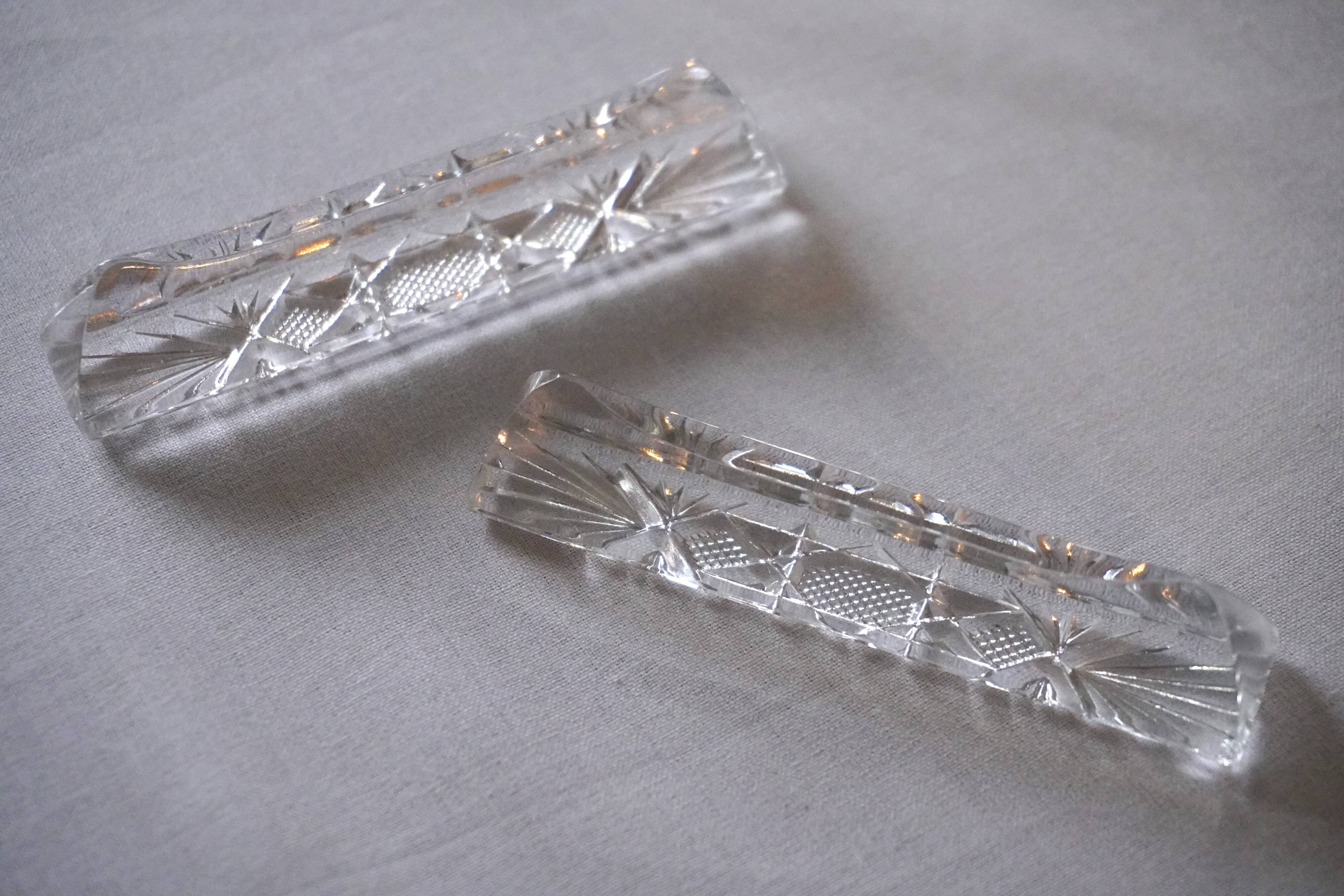 Set of 10 crystal knife rests