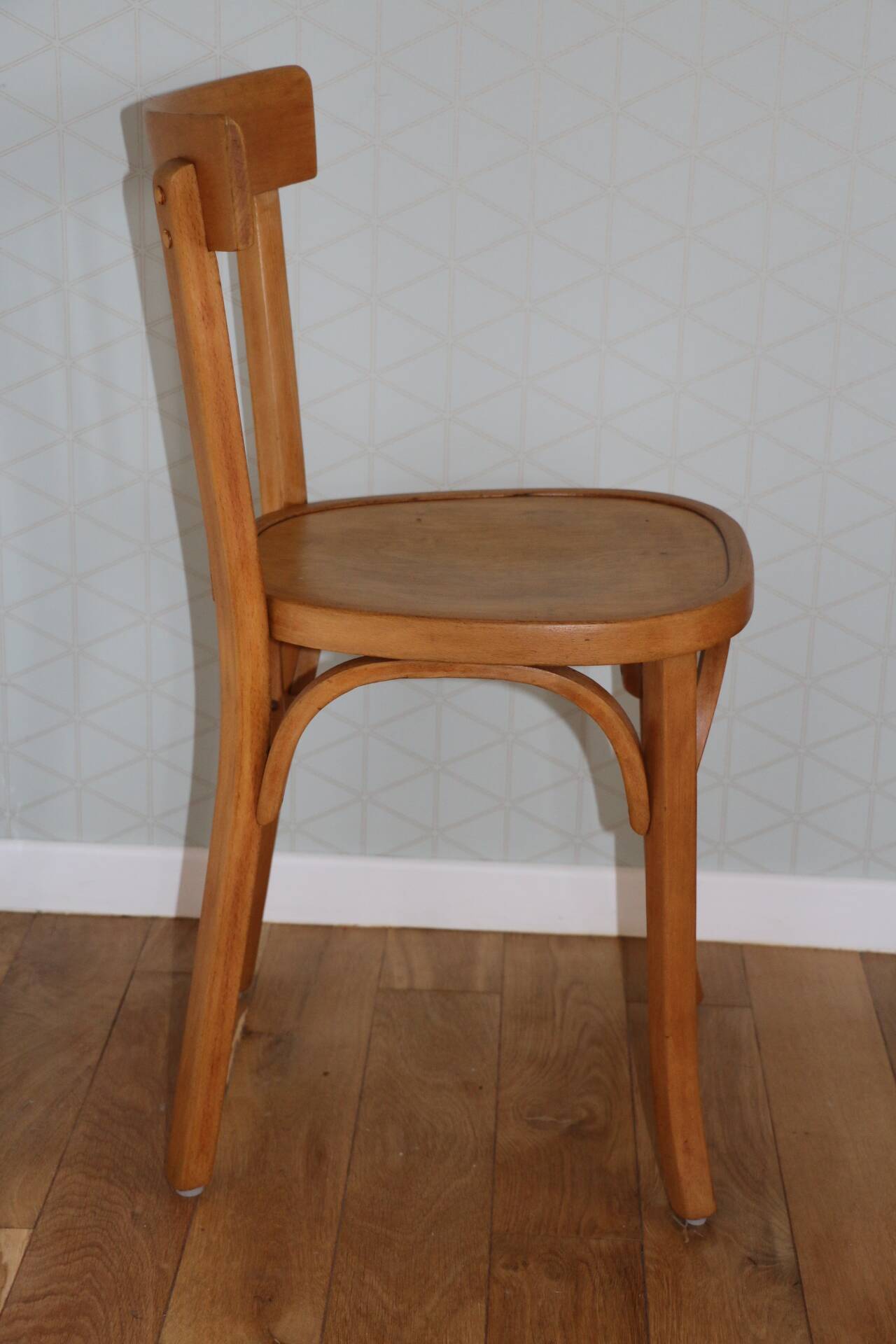 Set of 4 Baumann N°26 light beech chairs