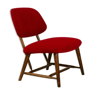 Chauffeuse de Alf Svensson, modèle TeVe, édité par Ljungs Industrier, Suède, 1953. Retapissé rouge.