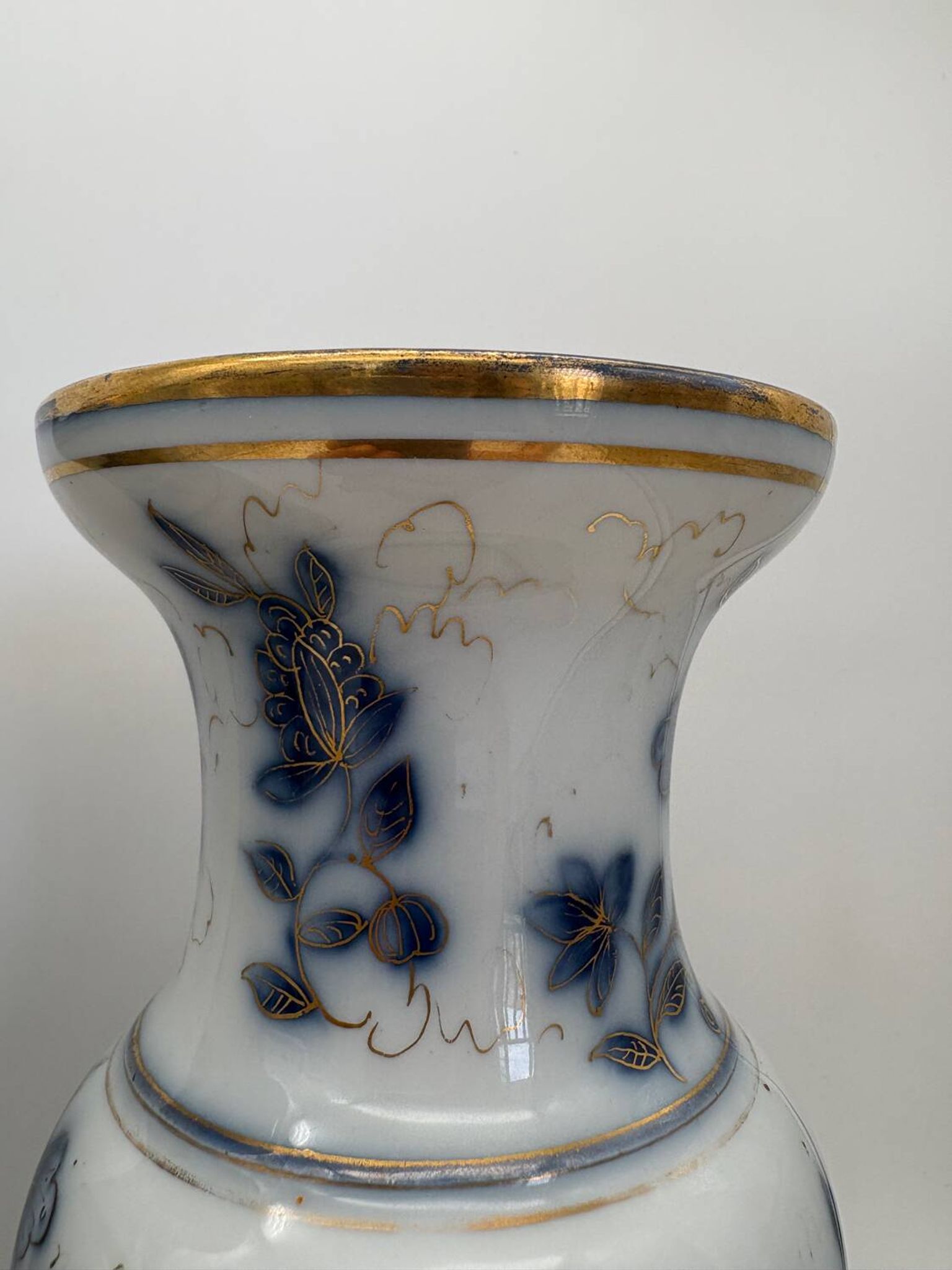 Pair of Bayeux porcelain baluster vases, 19th century