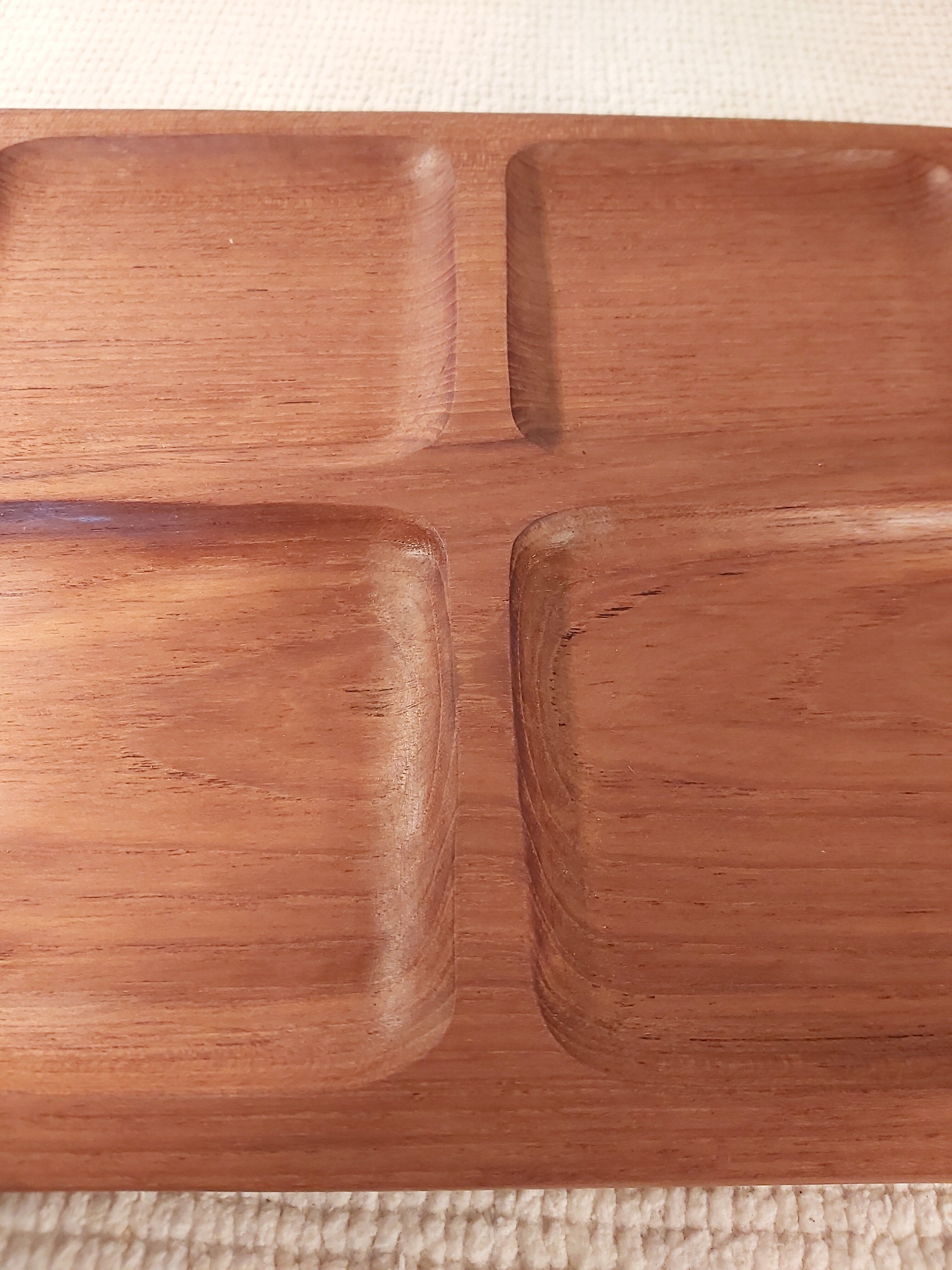 Scandinavian teak dish 60