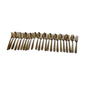 Stainless steel cutlery set