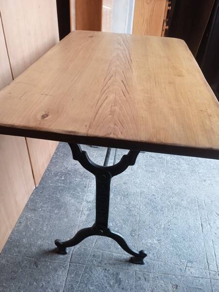110cm bistro table with solid wood top