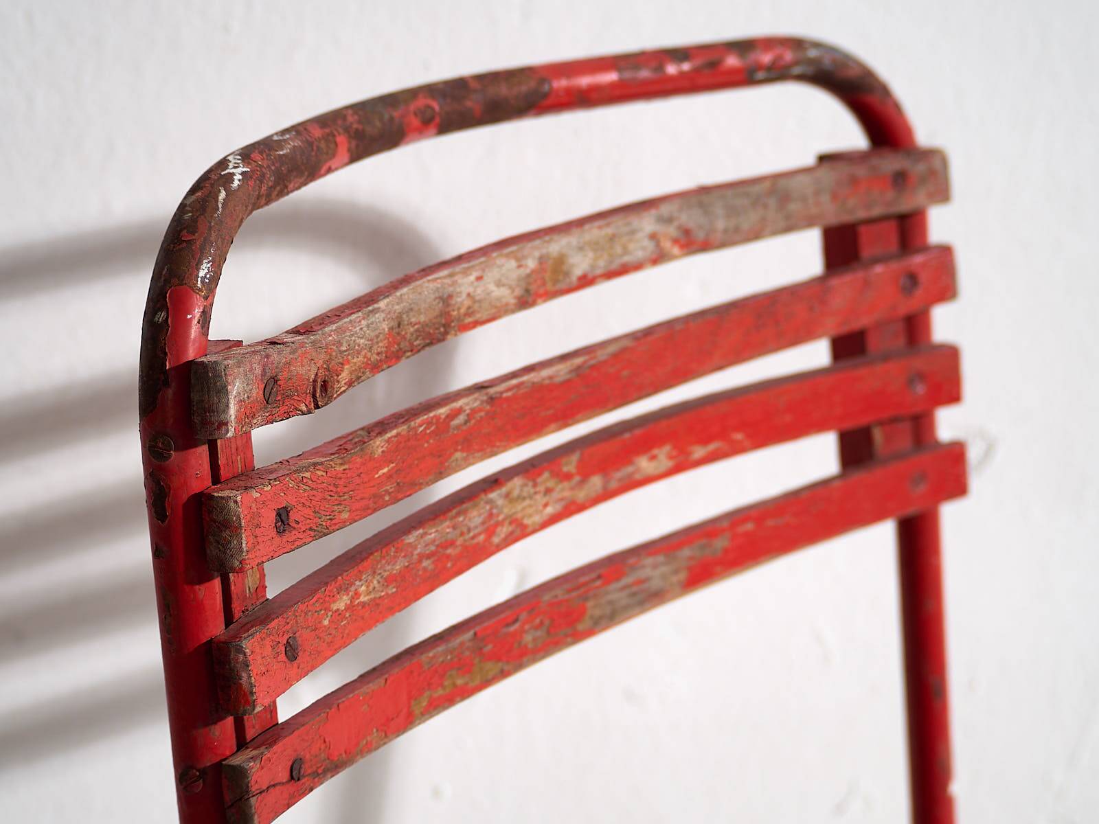 Antique red garden chairs (c.1920). Set of 4 pieces #37