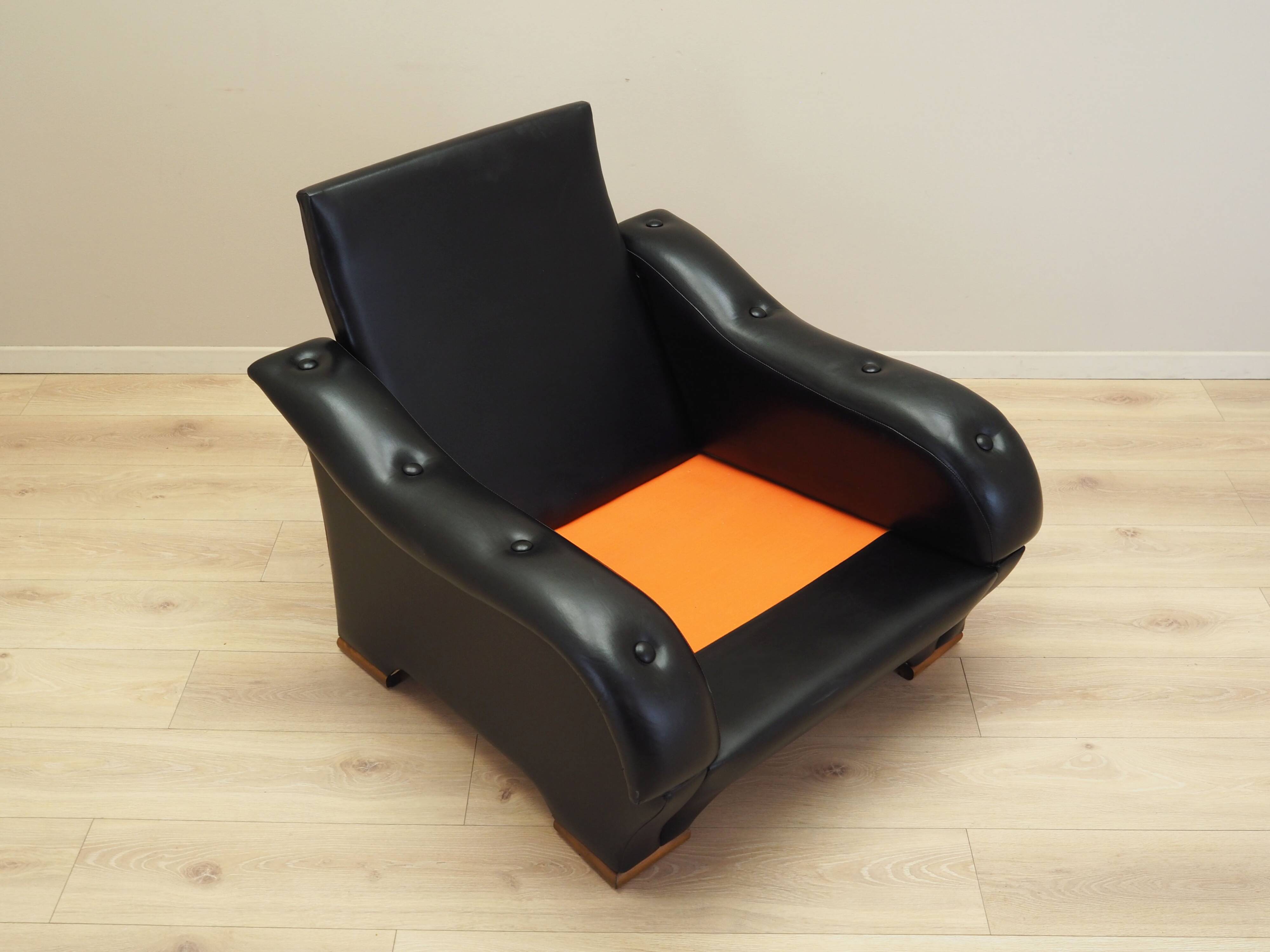 Black armchair, Italian design, 1980s, production: Italy