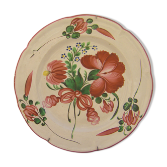 Oriental earthenware plate