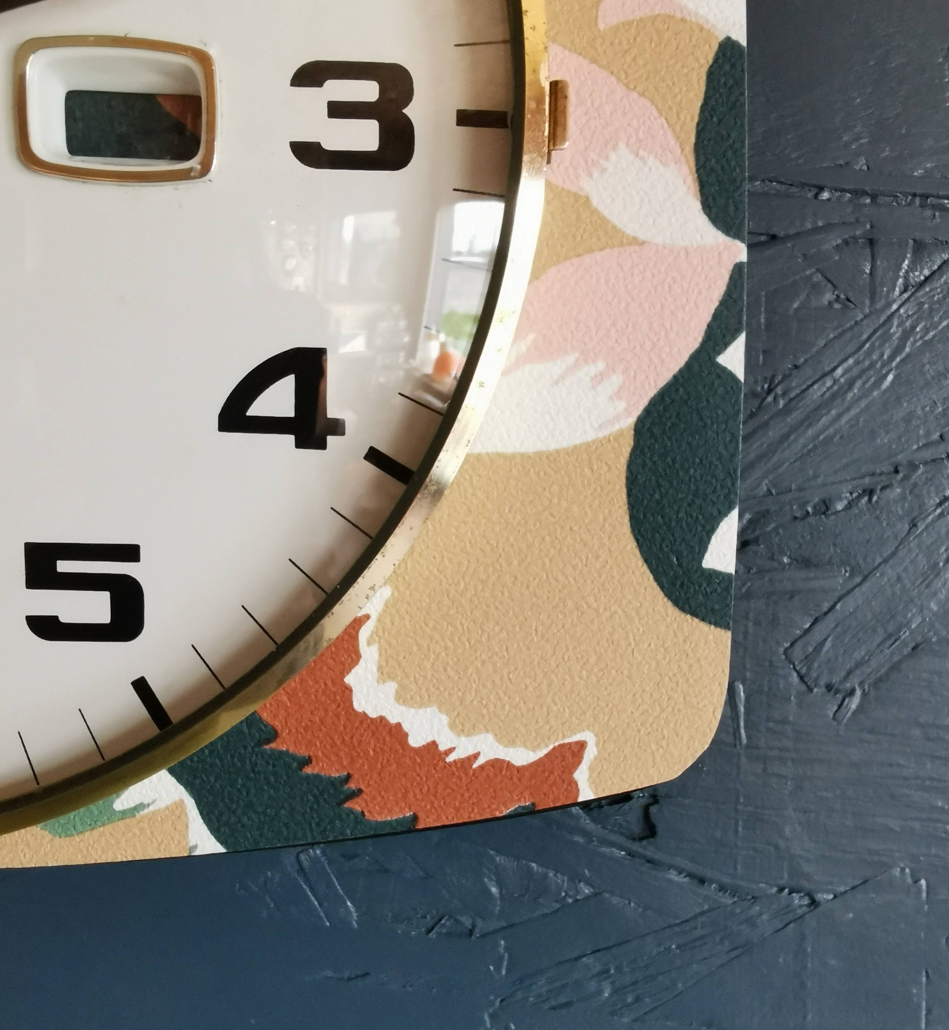 Vintage rectangular silent wall clock "Bayard terracotta green"