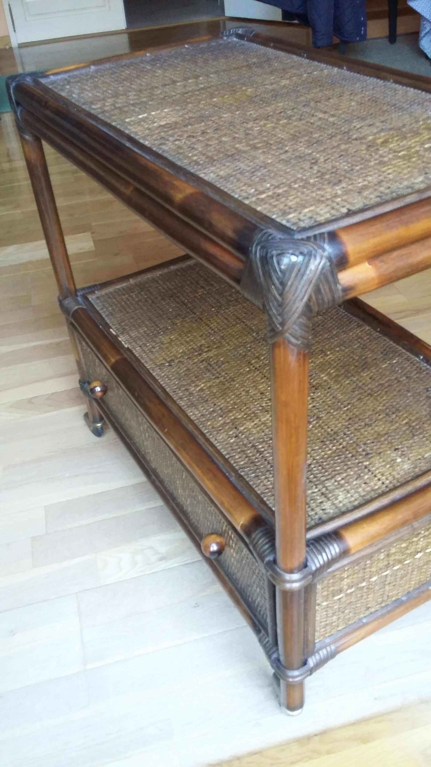 Bamboo and rattan rolling dessert