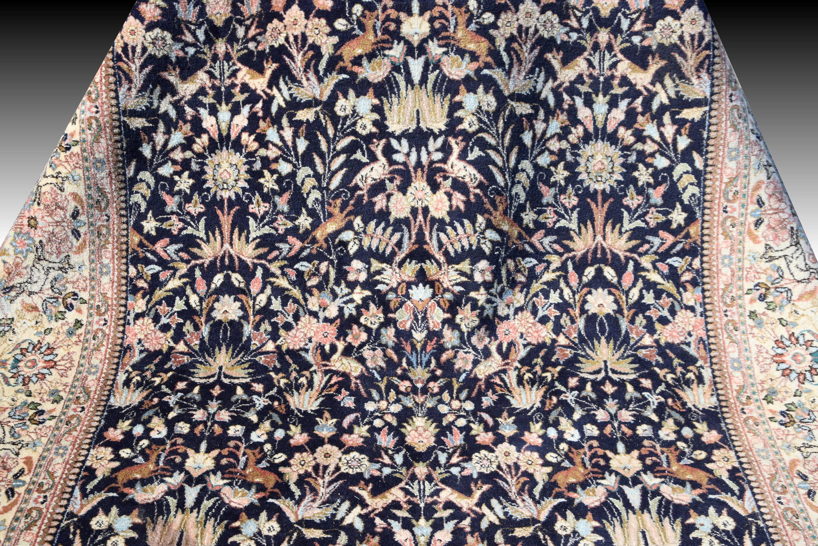 Handmade Indo-Kirman oriental rug. Dimensions: 2.70 x 1.90 m.