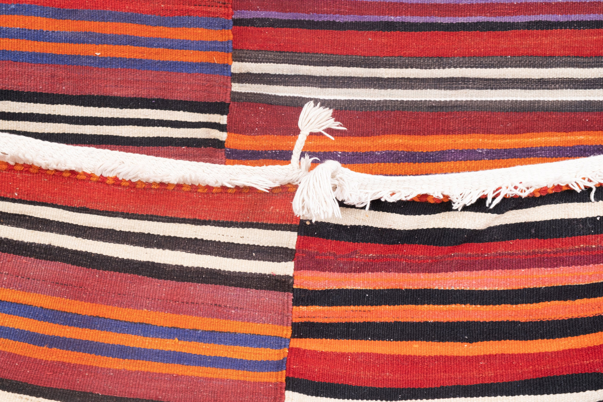 Vintage turkish kilim rug, 1970s - 306 X 324 cm