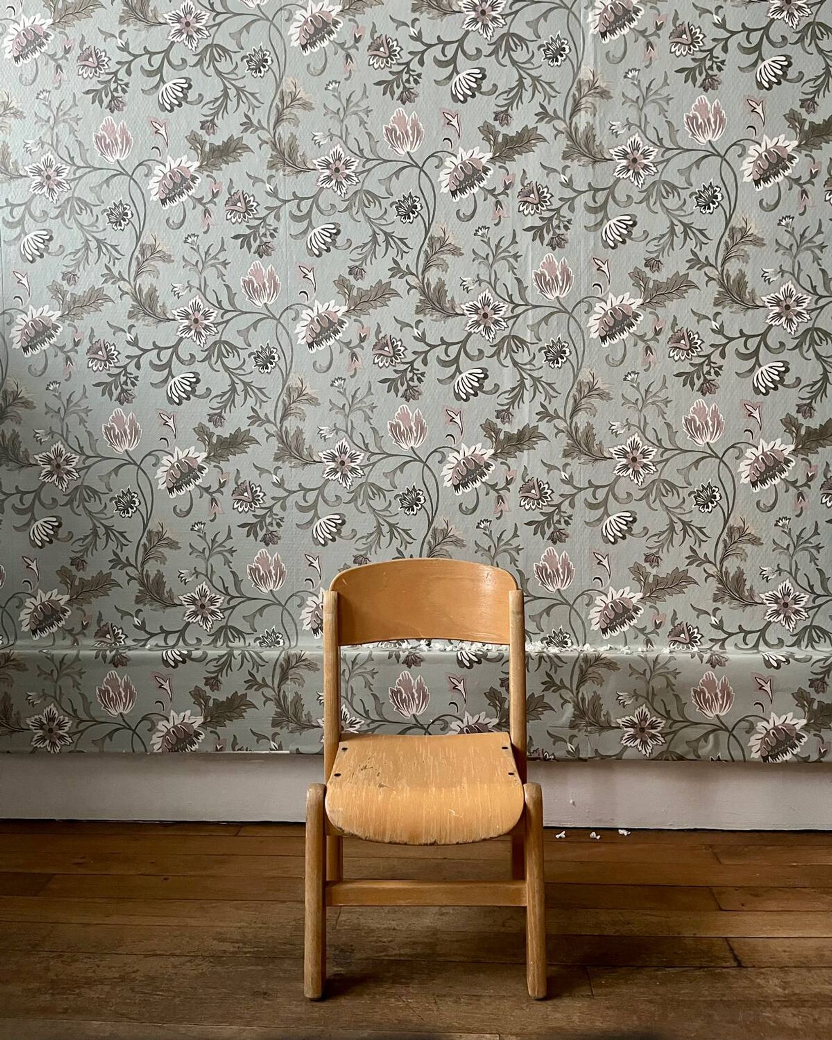 Chaise d’école pour enfant 70s