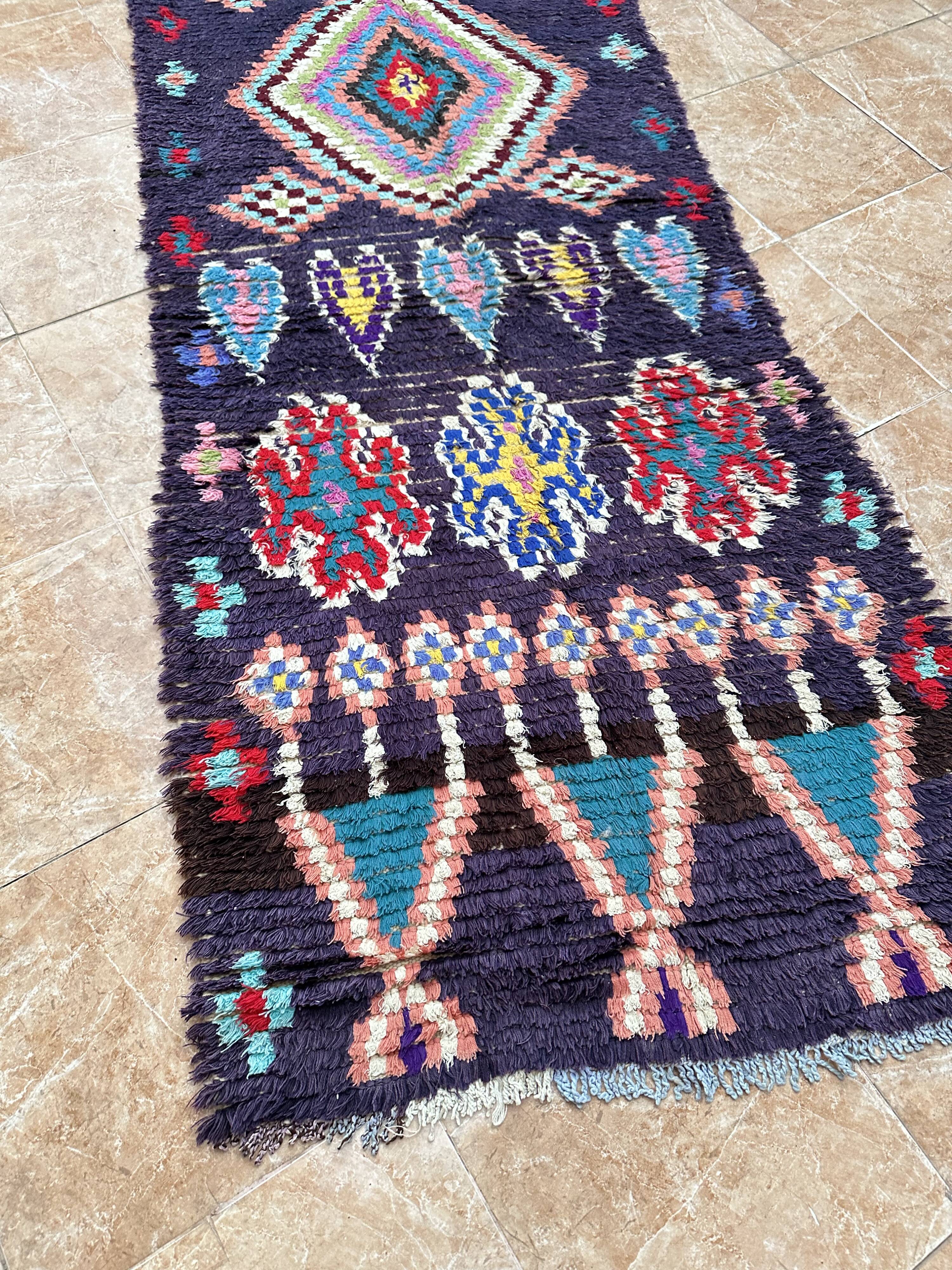 Vintage Boucherouite hallway runner: Moroccan Berber rug