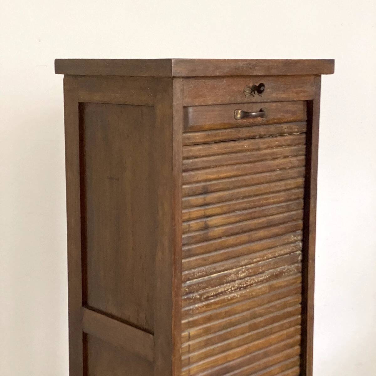 Notary desk with curtain from the 1930s