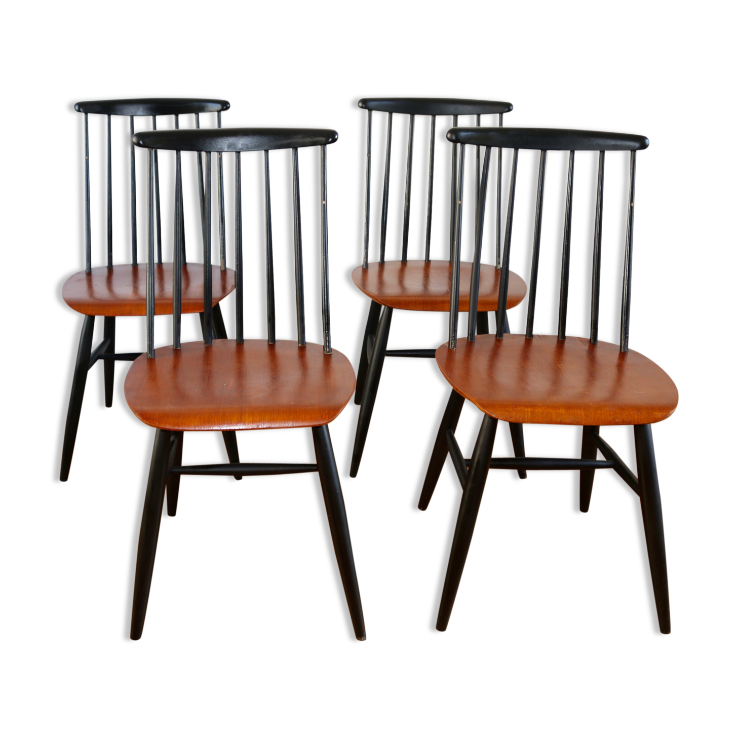 Série de 4 chaises scandinaves Fanett Tapiovaara