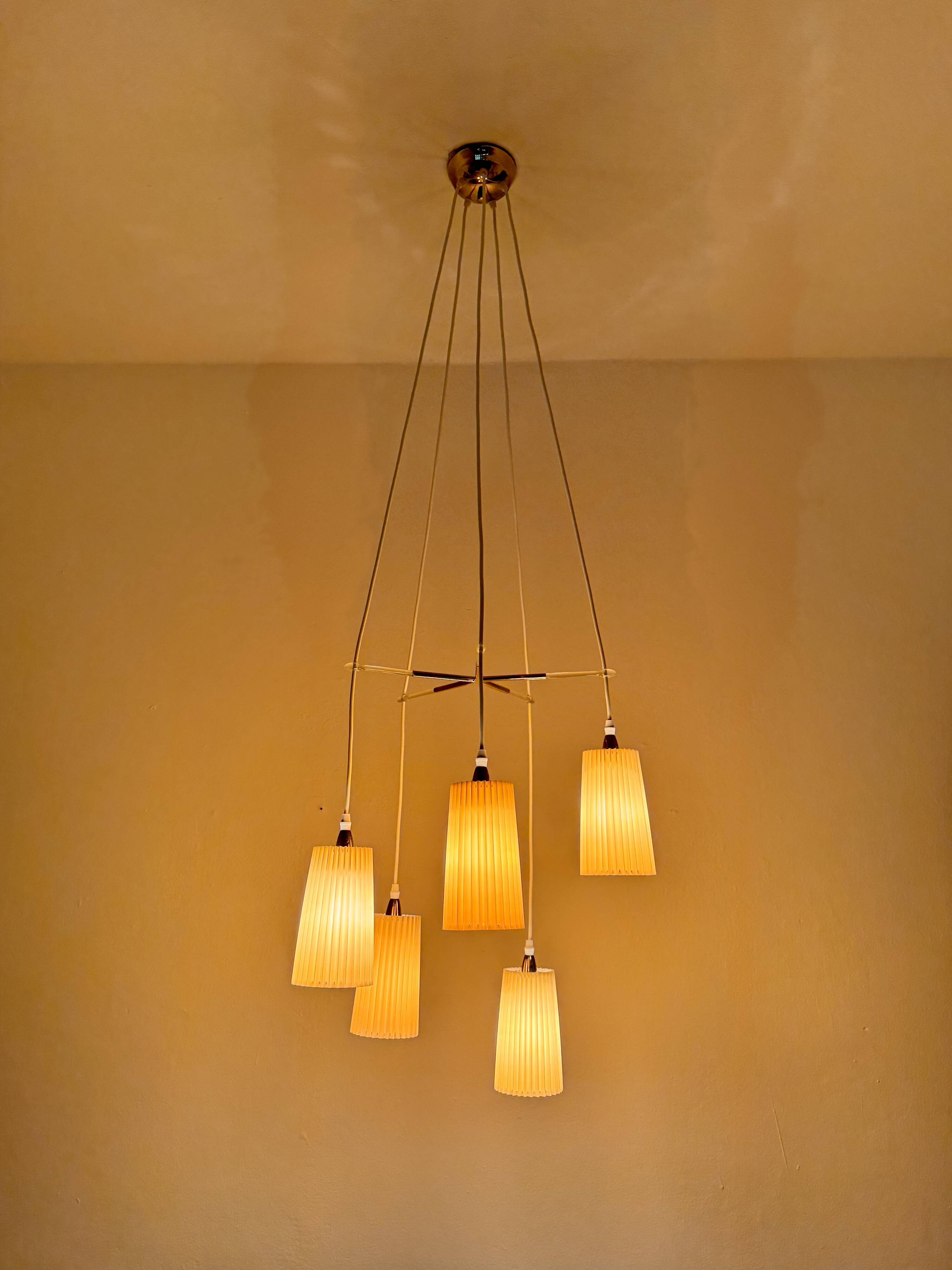 Lustre en laiton