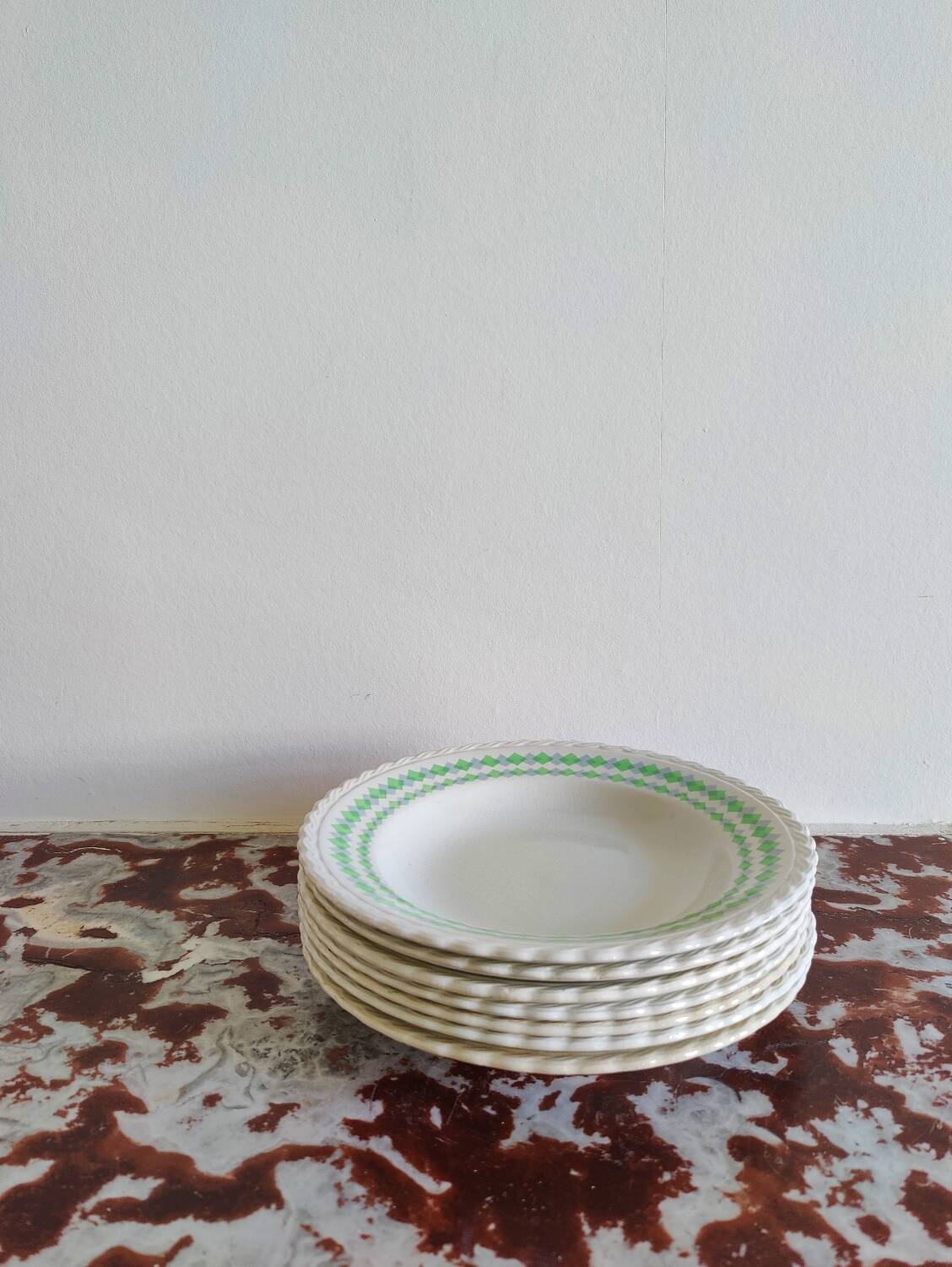 Amandinoise soup plates
