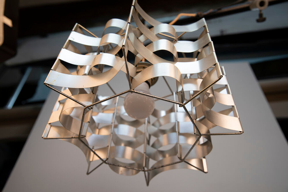 Max Sauze metal suspension