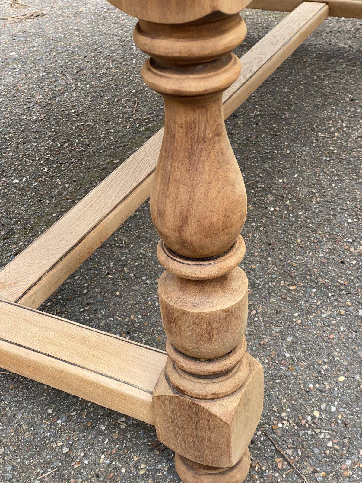 Renovated extendable farmhouse dining table in oak, 20th century, 170-250cm.